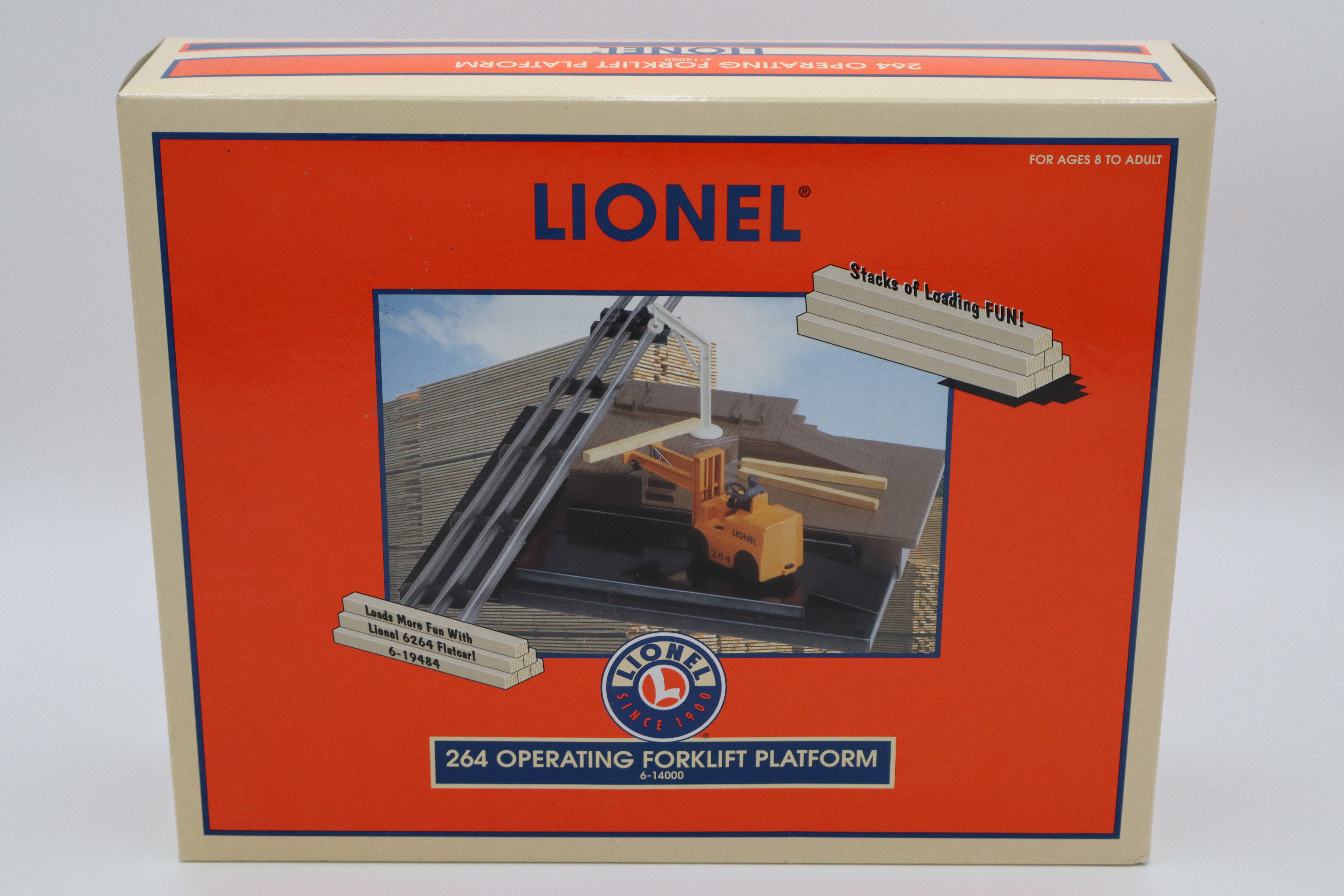 Lionel 6-14000 -264 Operating Forklift Platform & 6-19484 Flat Car w/ Lumber Load-Second hand-M8362