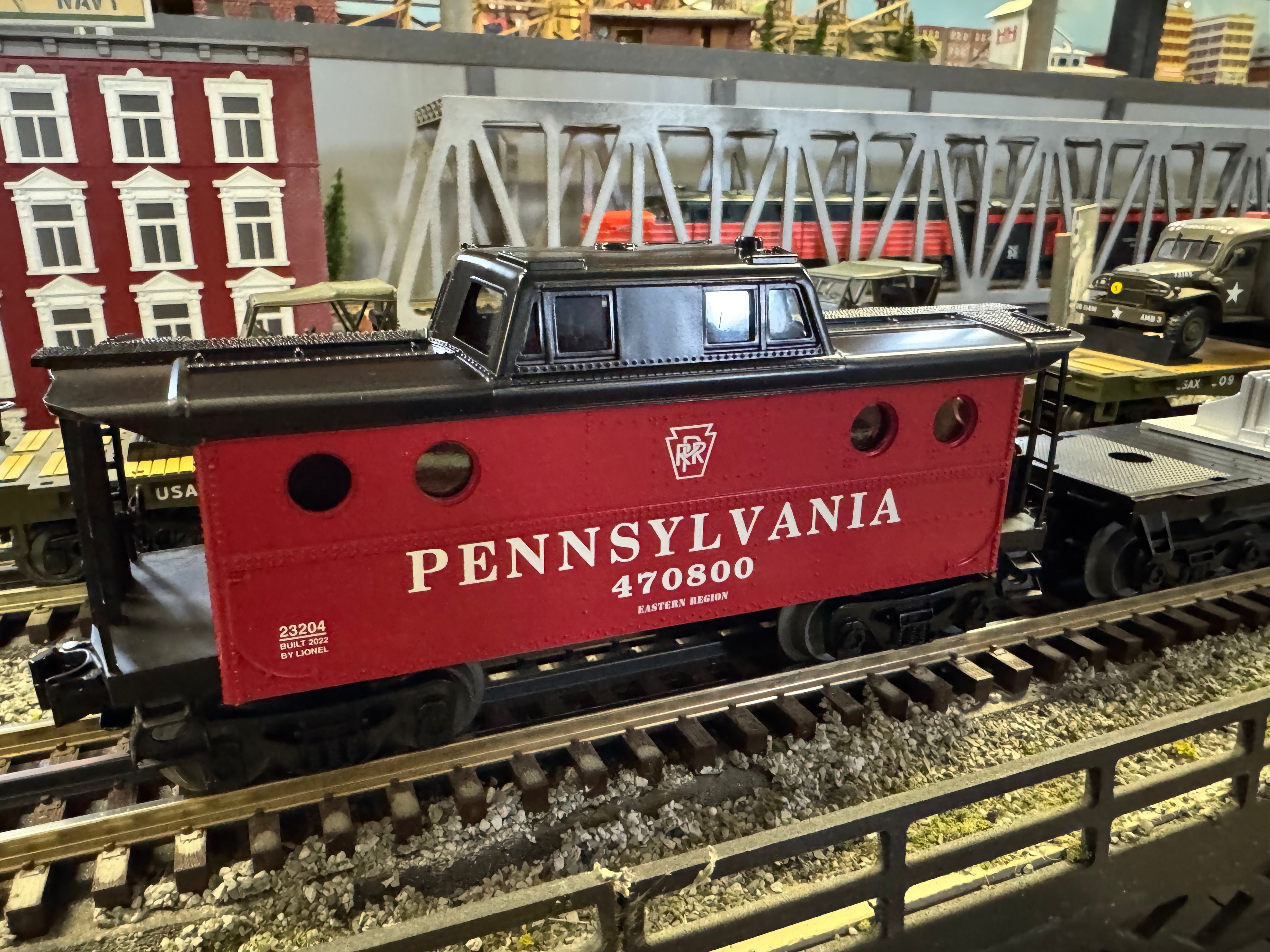 Lionel 2123200 - LionChief "Pennsylvania Keystone" Freight Set w/ Bluetooth 5.0