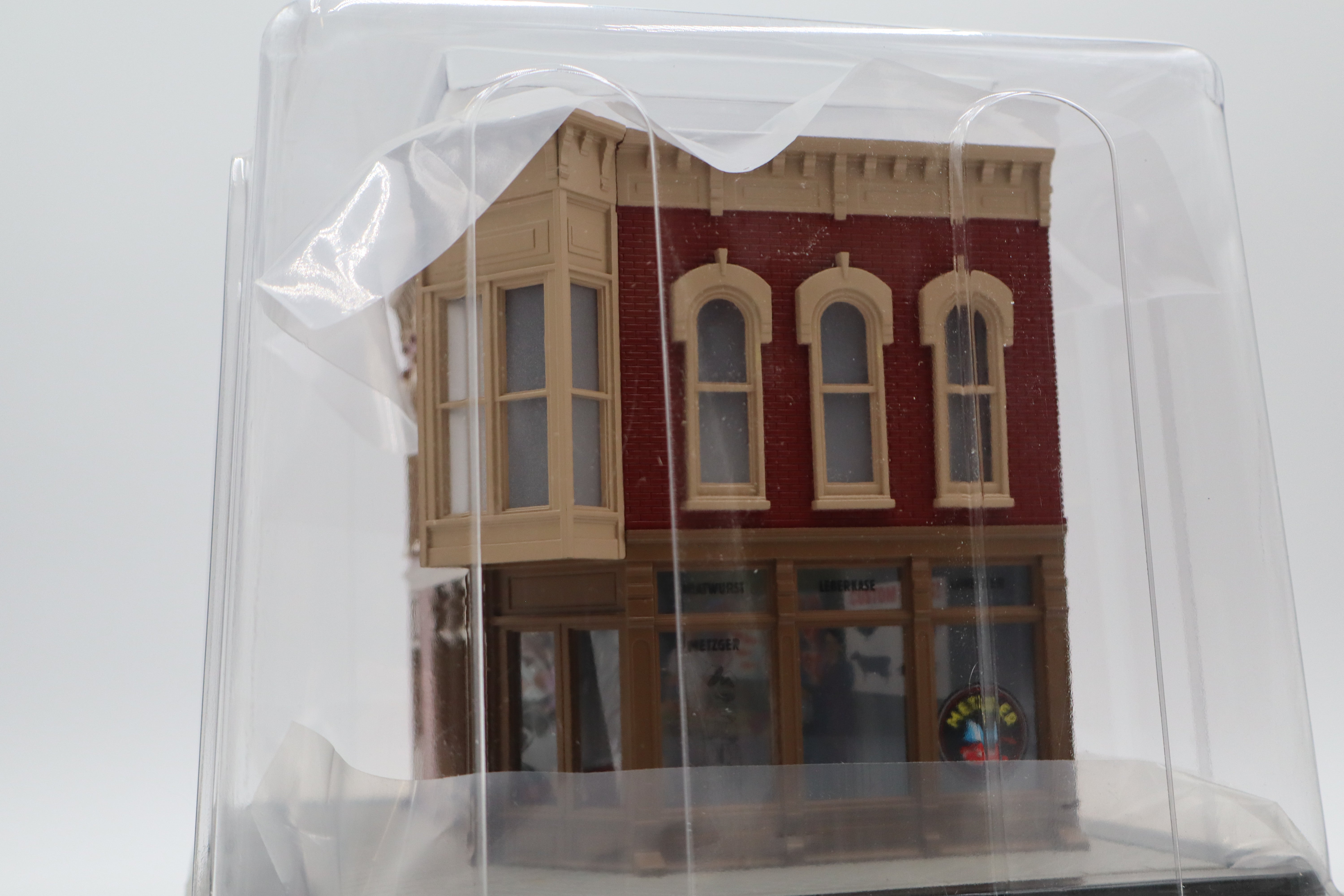 Rail King 30-90341 Metzger Butcher Shop Opposite Corner Bldg w/ Sign-Second hand-M8486