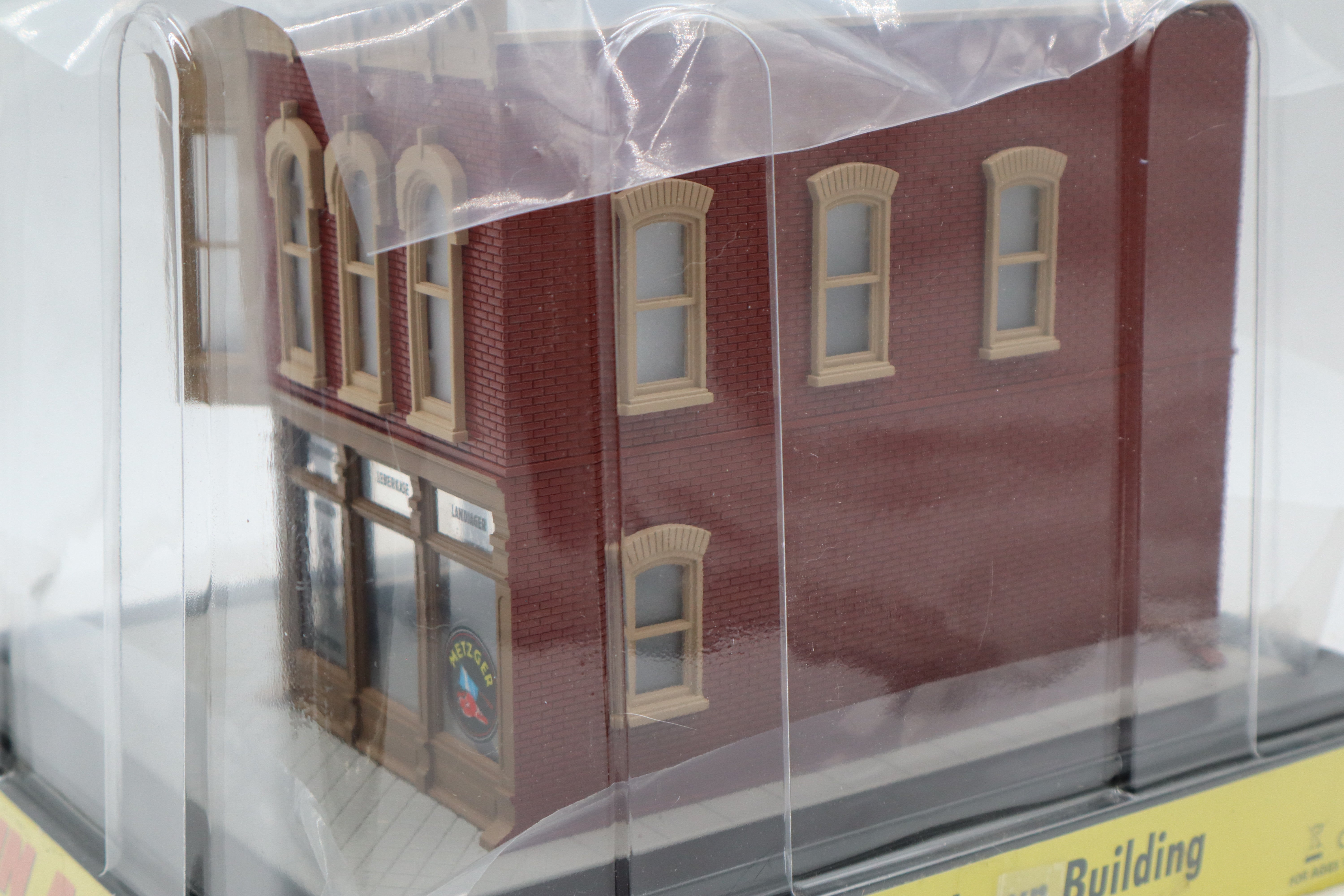 Rail King 30-90341 Metzger Butcher Shop Opposite Corner Bldg w/ Sign-Second hand-M8486
