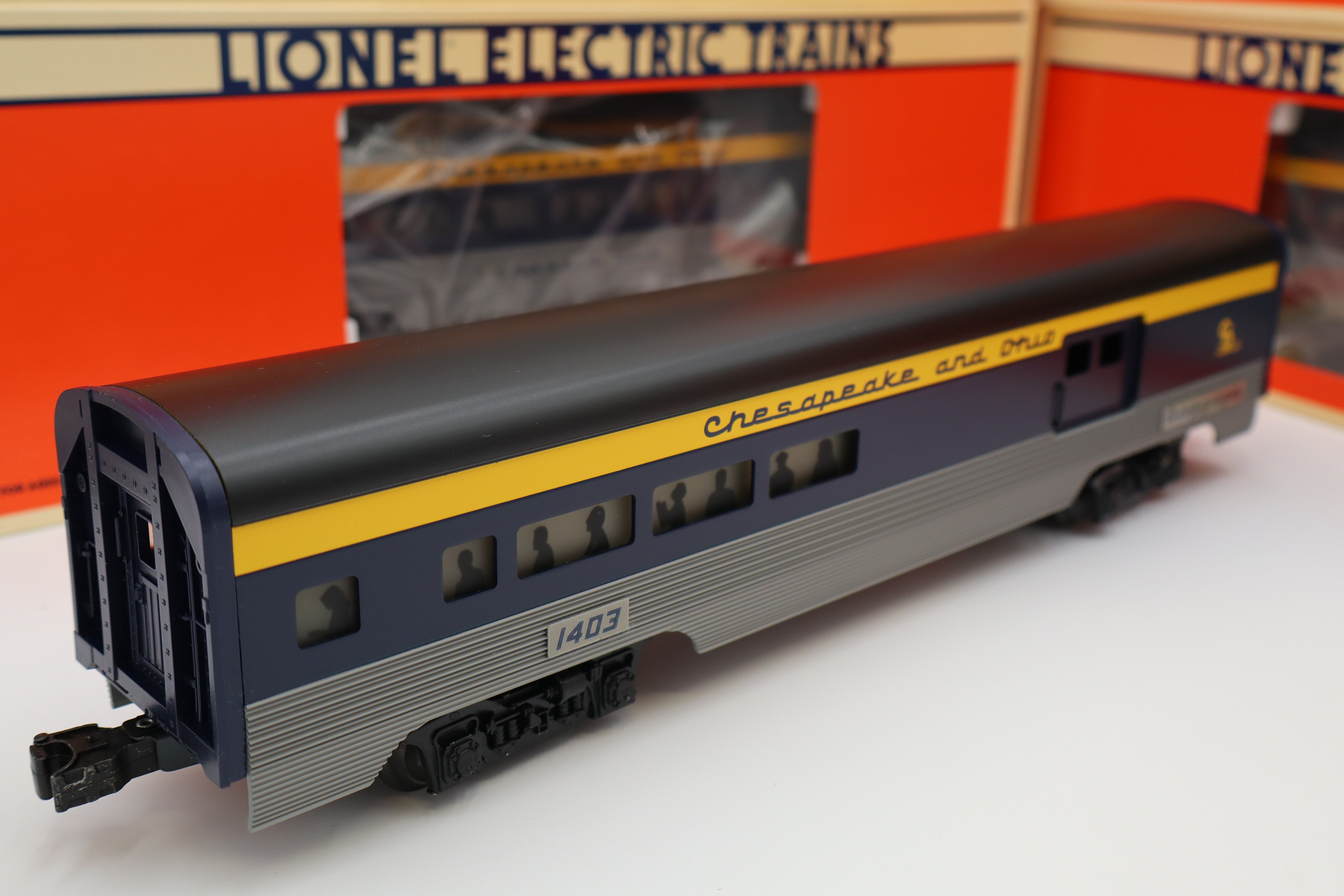Lionel 6-19145 Chesapeake & Ohio Aluminum Passenger 6 Set-Second hand-M8364
