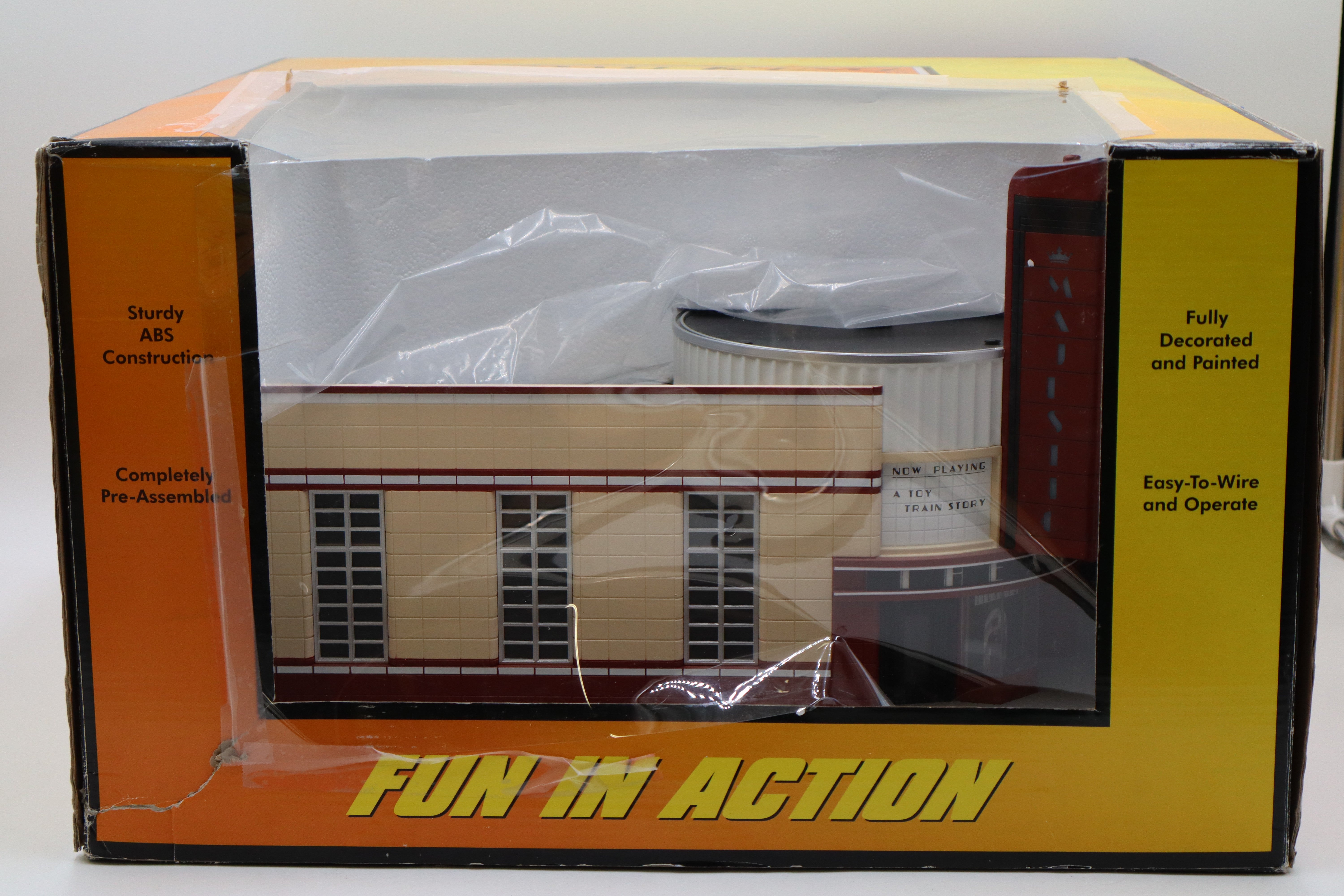 Rail King 30-90490 Majestic Movie Theatre-Second hand-M8492