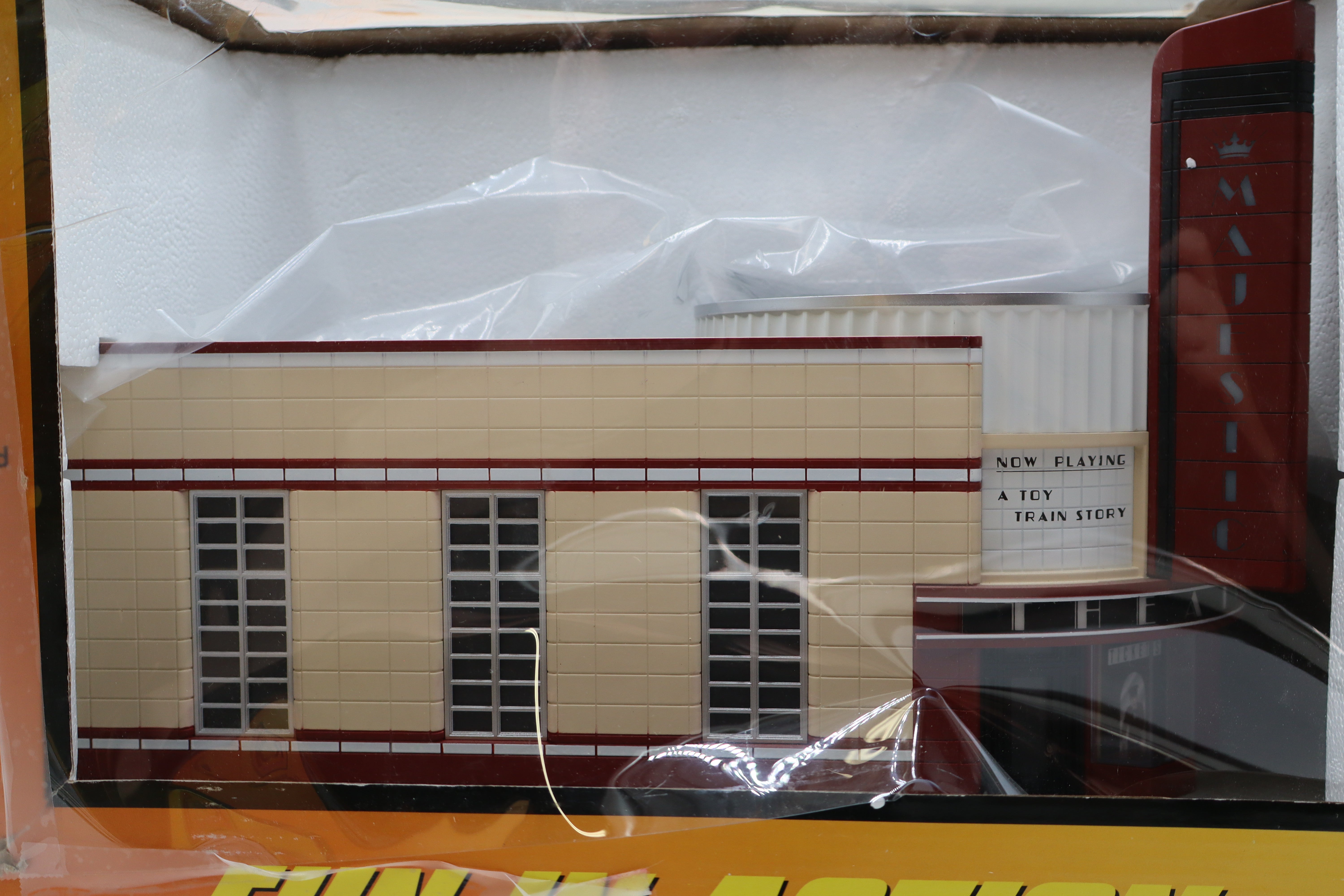 Rail King 30-90490 Majestic Movie Theatre-Second hand-M8492