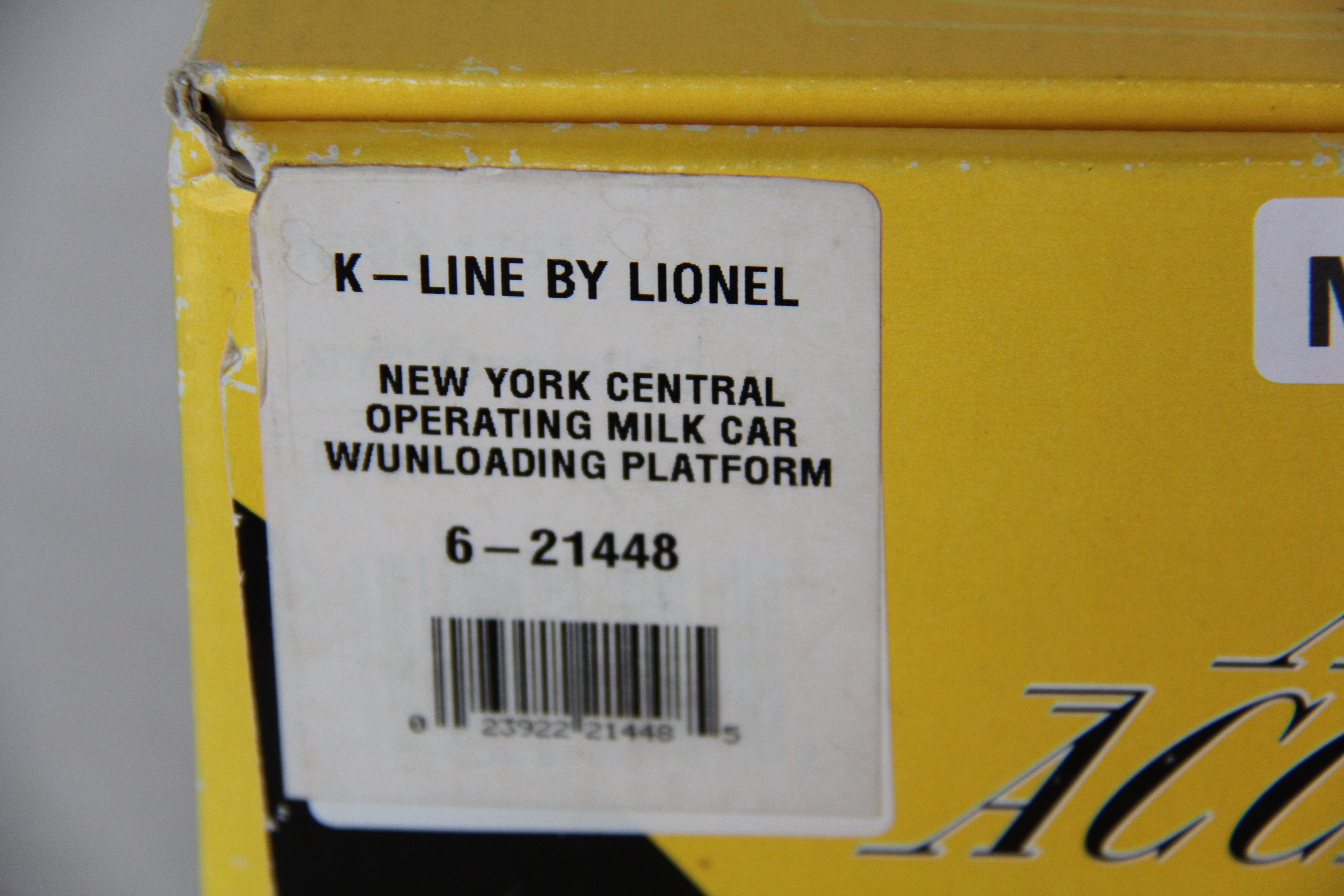 K Line by Lionel 6-21448 New York Central Operating Milk Car w/ Unloading Platform-Second hand-M7663