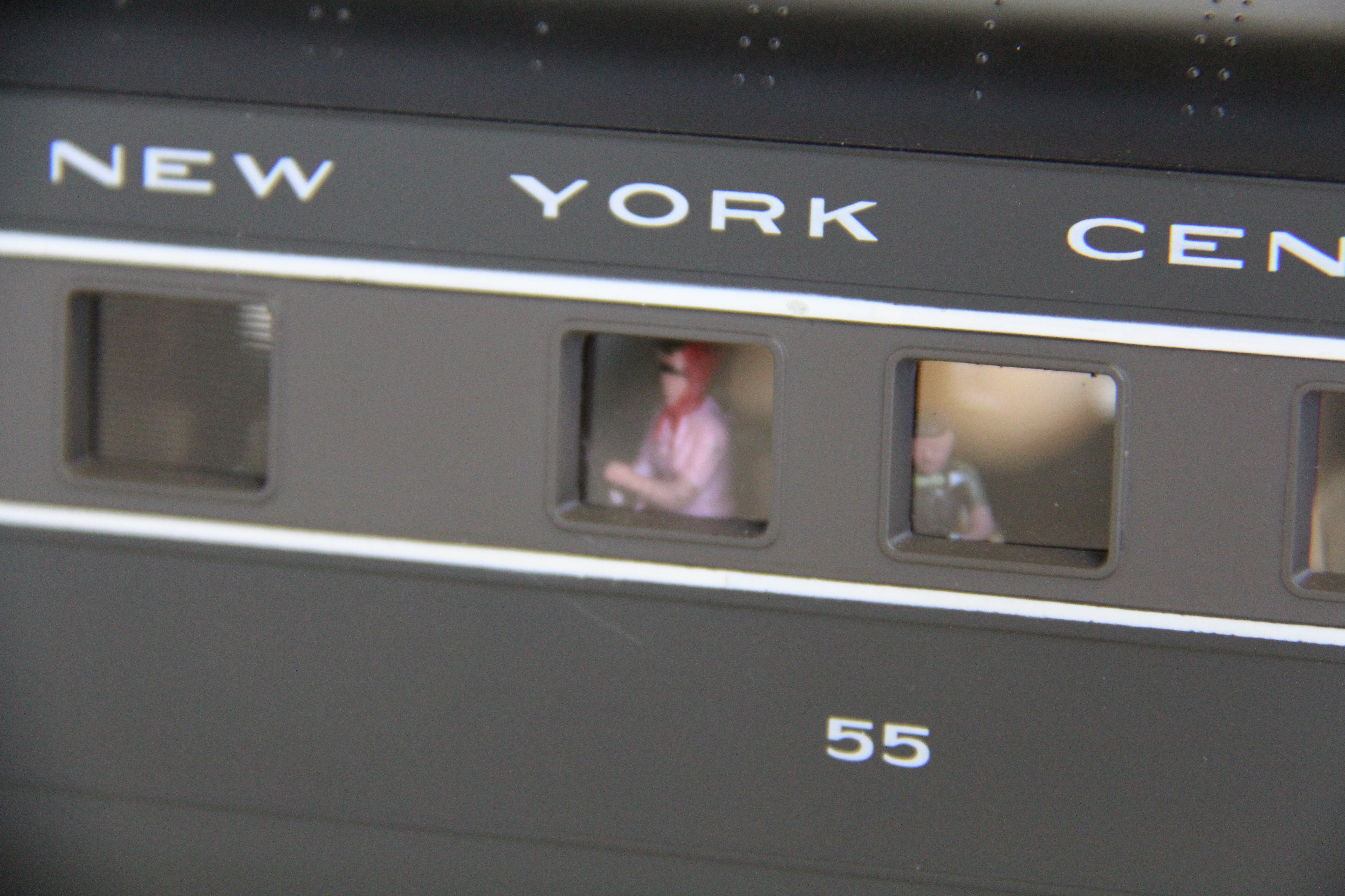 MTH 20-65241 New York Central 70' Streamlined 5 Car Passenger Set-Second hand-M7267