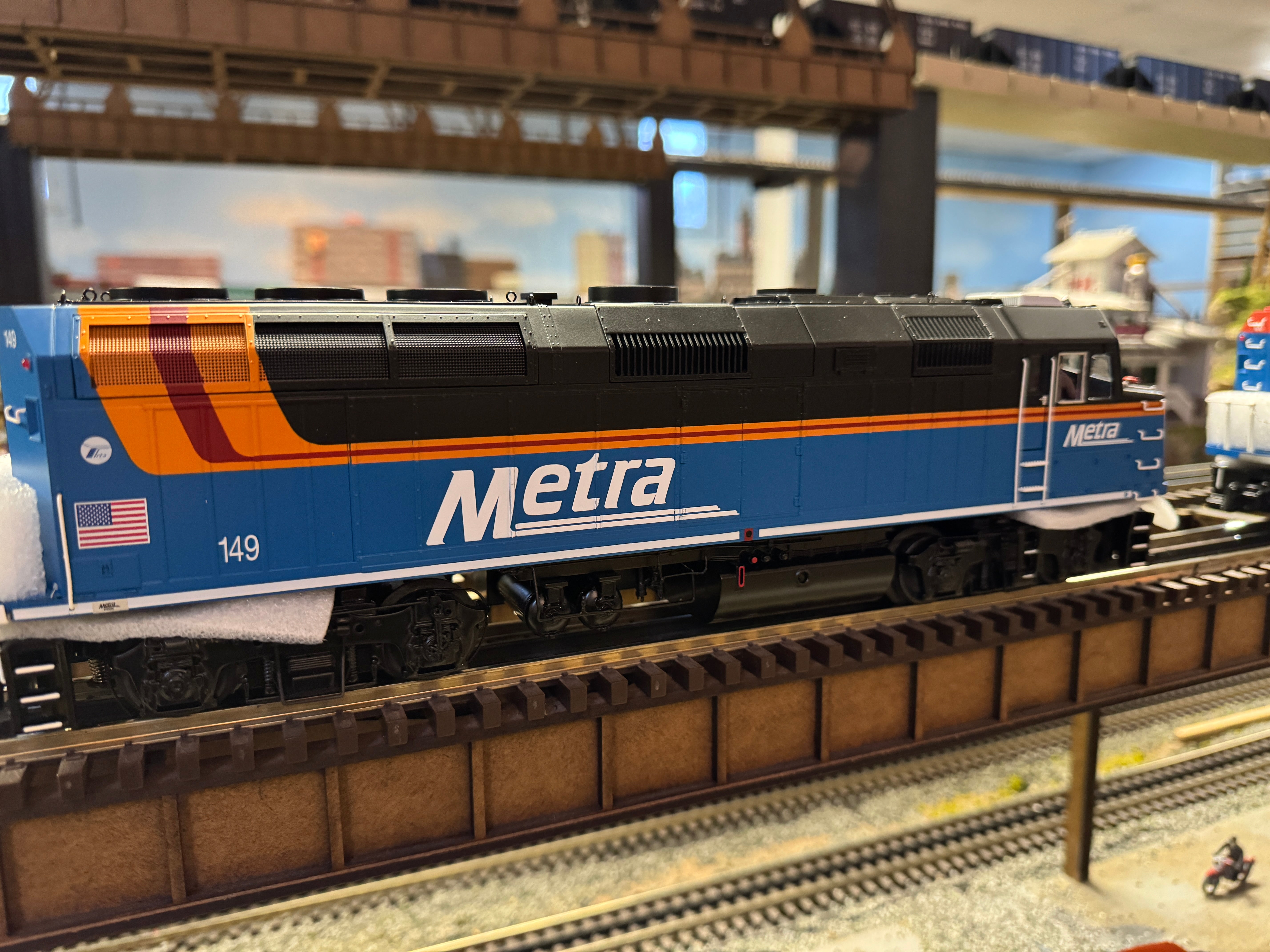 Atlas O 30138283 - Premier - F40PH Diesel Locomotive "Metra" (New Image) #106 w/ PS3