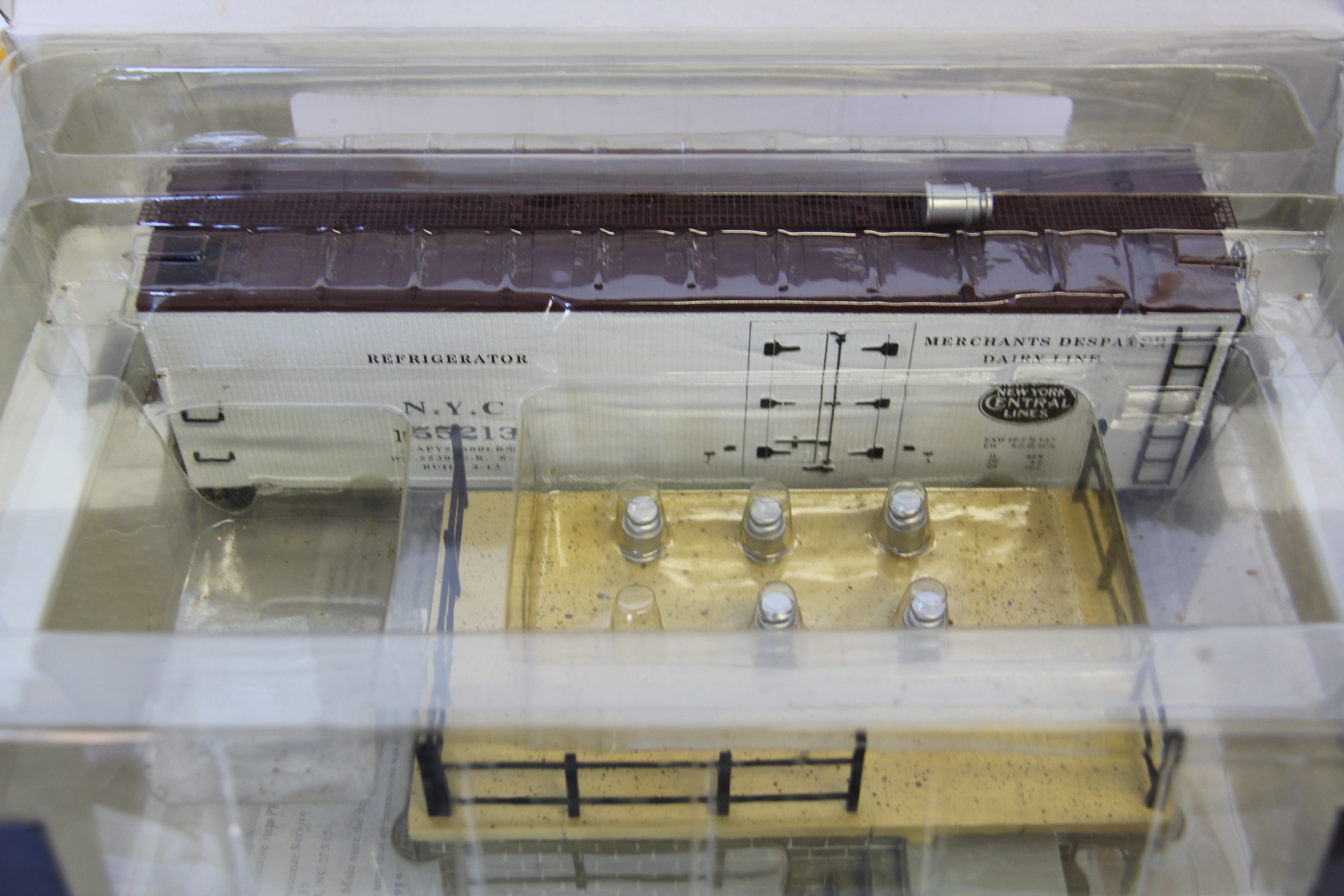 K Line by Lionel 6-21448 New York Central Operating Milk Car w/ Unloading Platform-Second hand-M7663