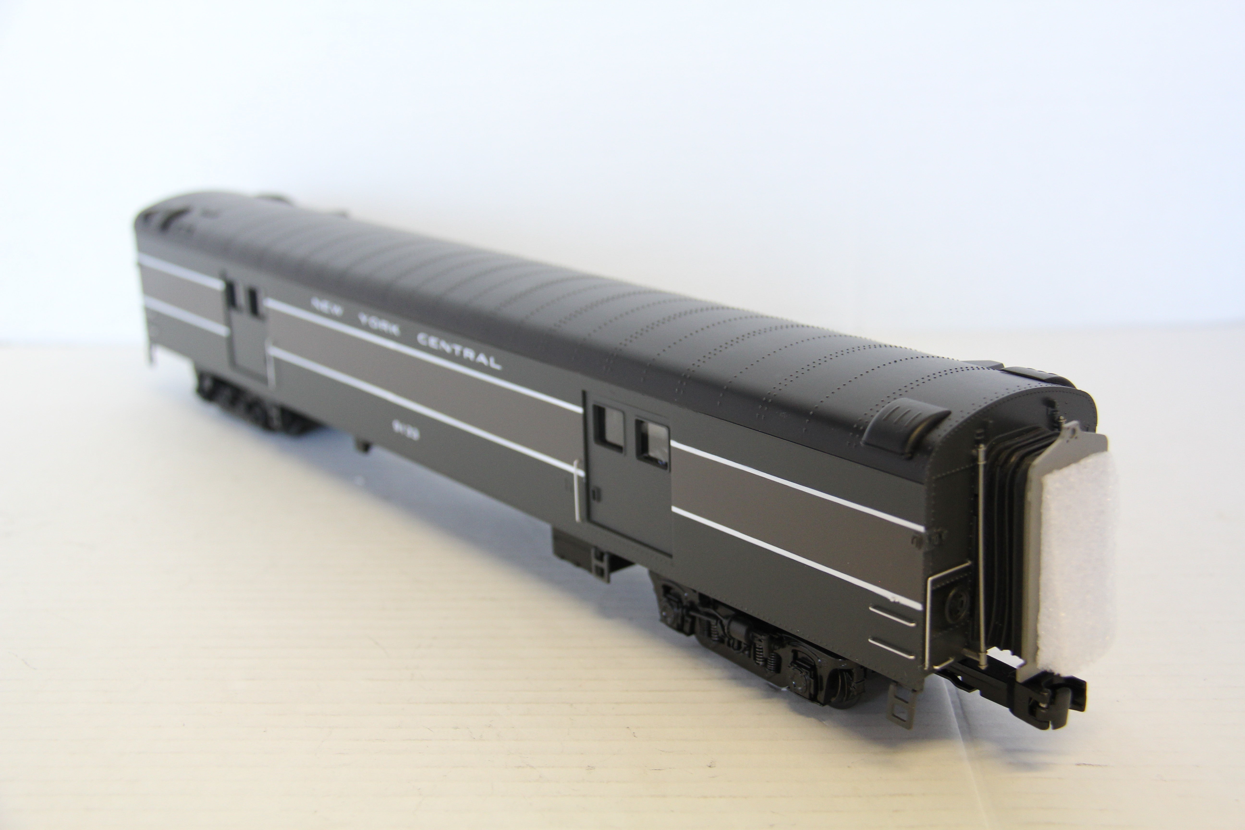 MTH 20-65241 New York Central 70' Streamlined 5 Car Passenger Set-Second hand-M7267
