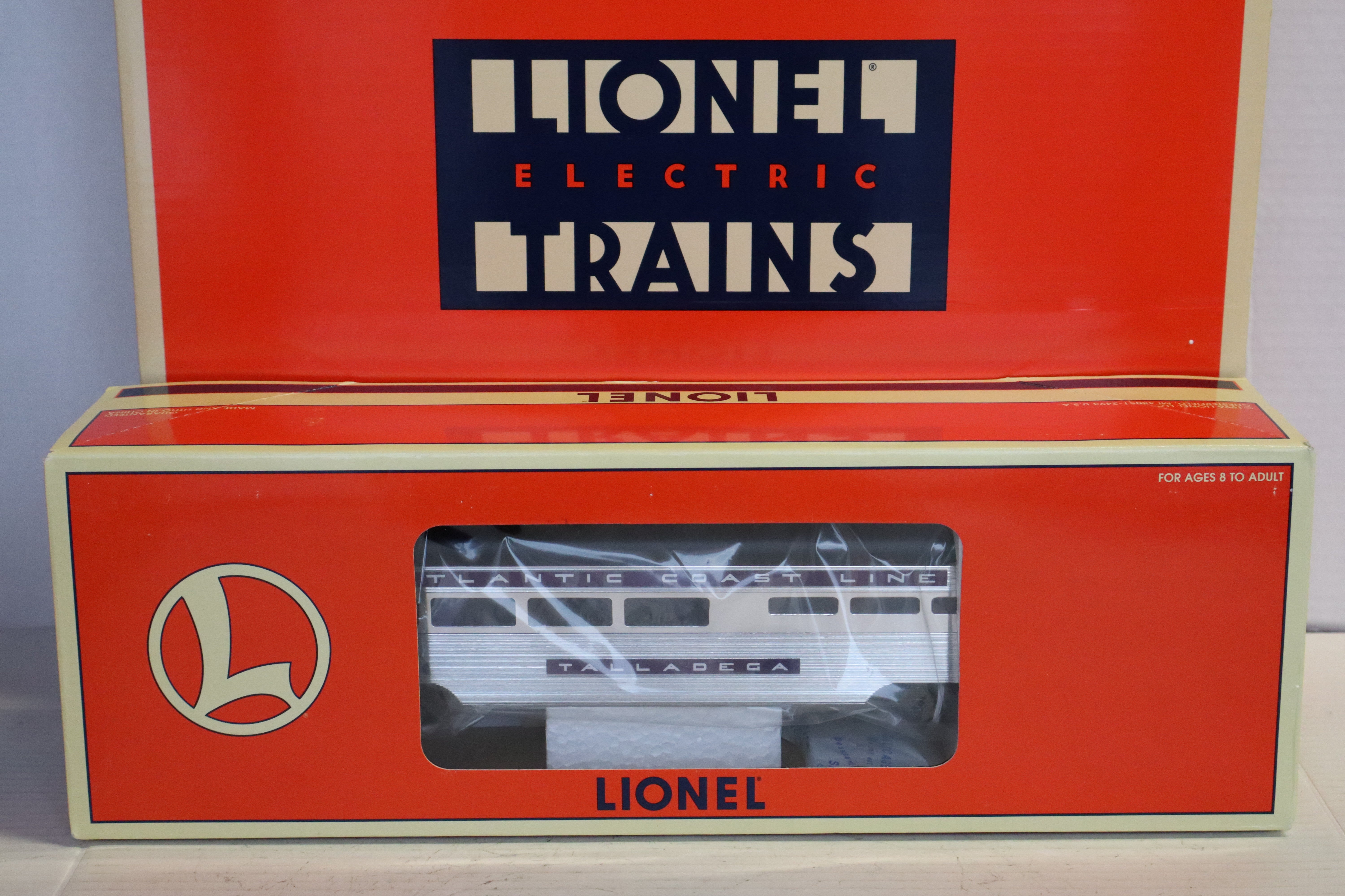 Lionel 6-11903 Atlantic Coast Line F3 ABA Diesels & 4 Passenger Set-Second hand-M8371