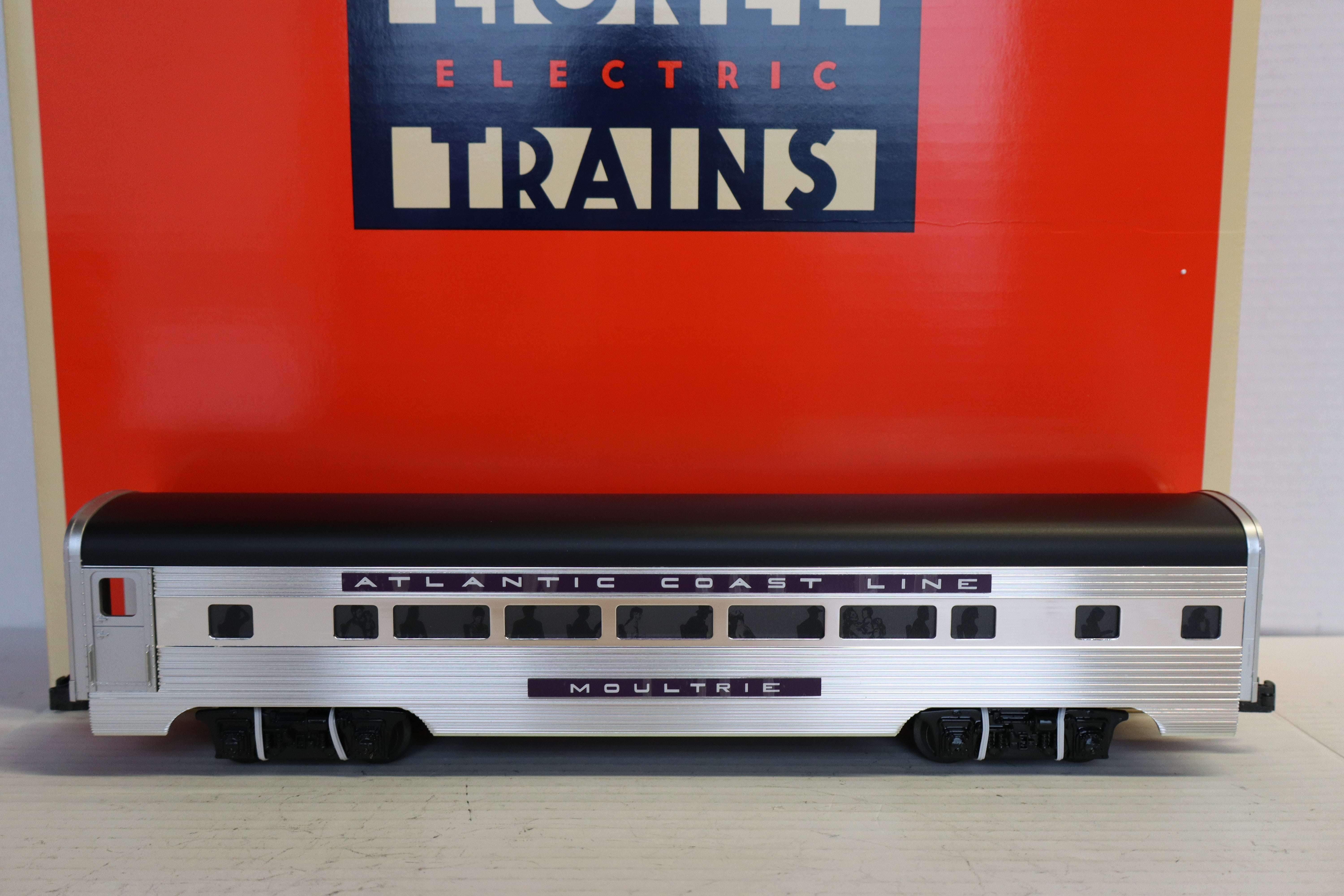 Lionel 6-11903 Atlantic Coast Line F3 ABA Diesels & 4 Passenger Set-Second hand-M8371