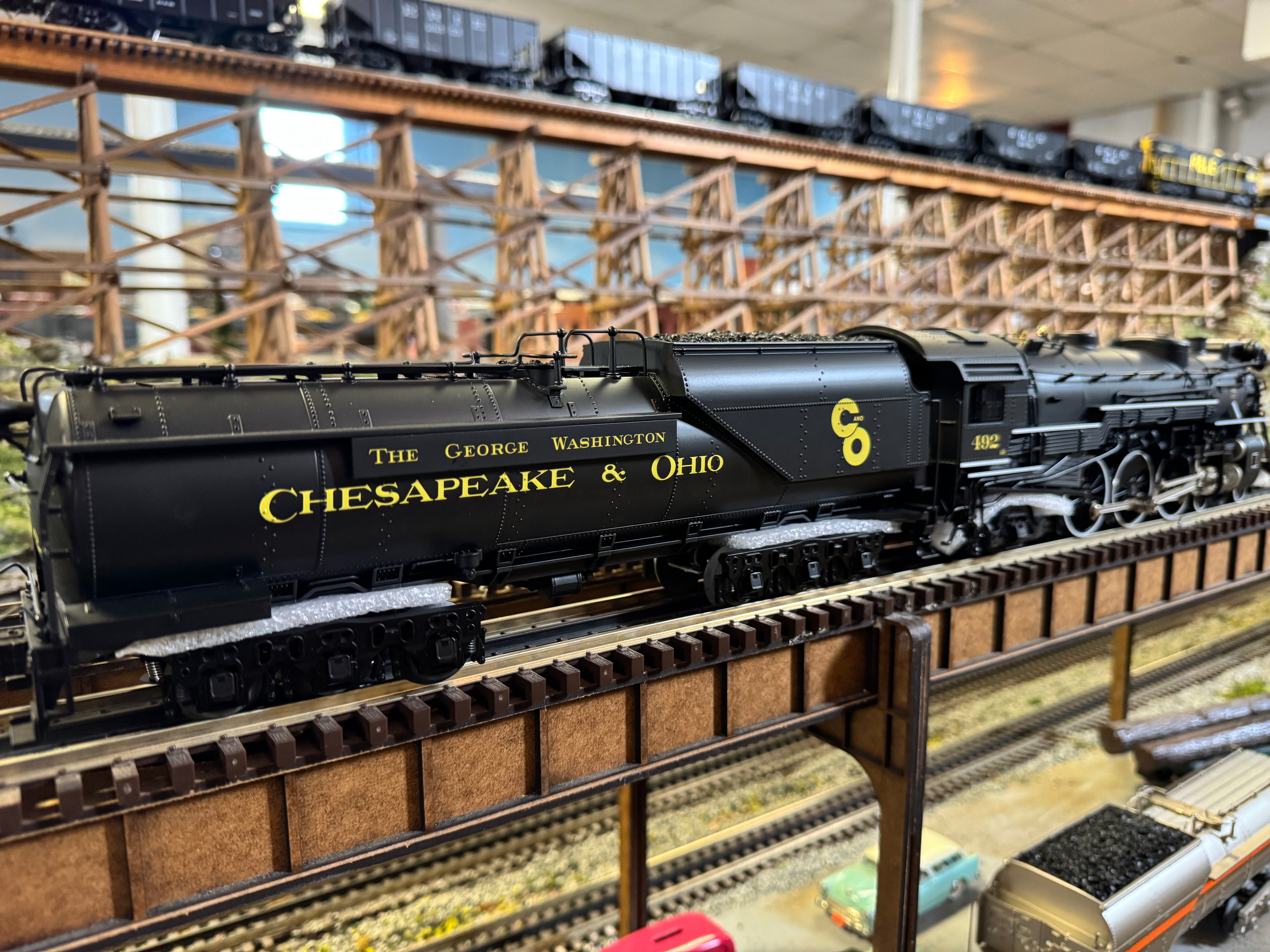 Lionel 2431160 - Legacy F19 Pacific Steam Engine "Chesapeake & Ohio" #492 (George Washington)