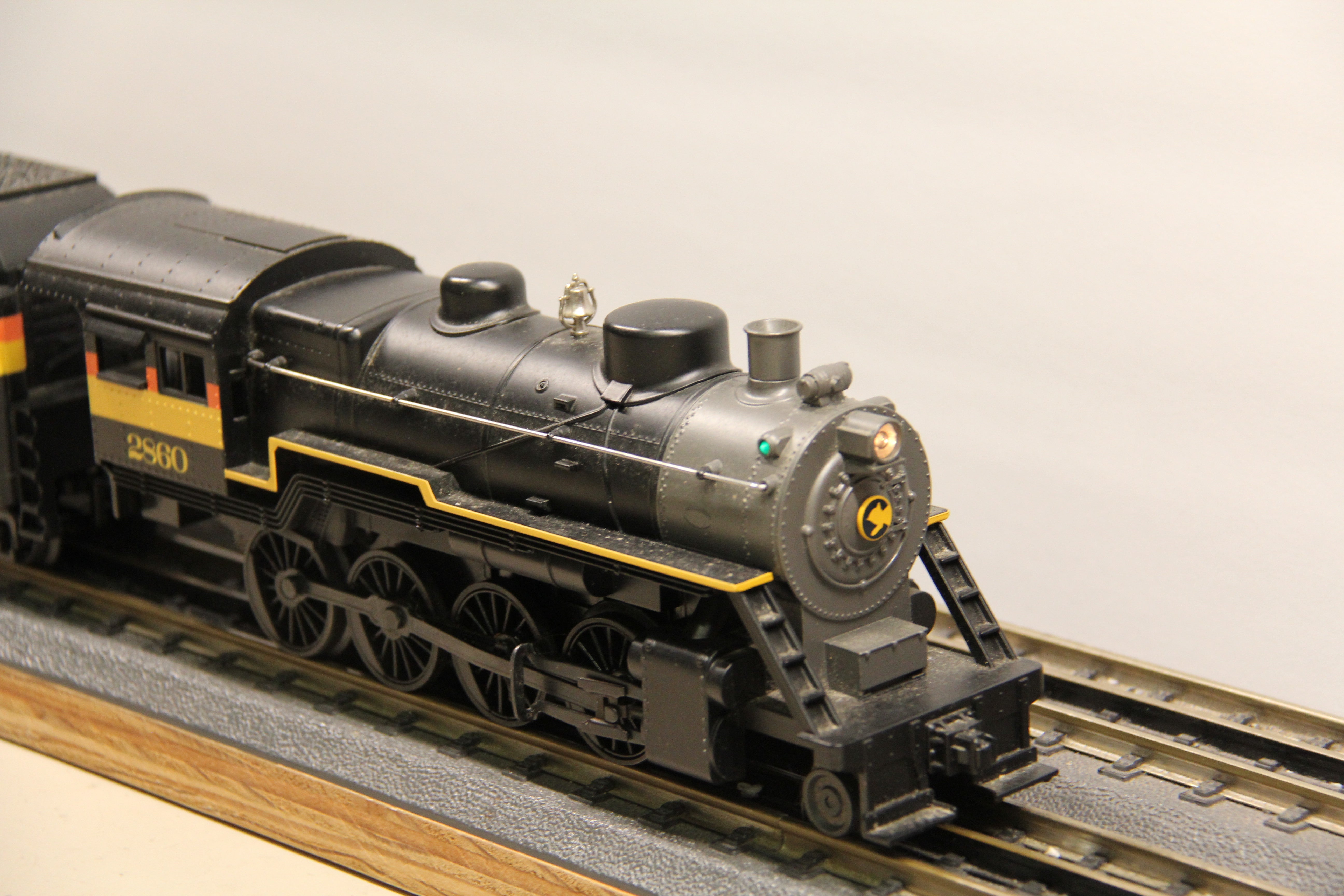 027 Rail King Rugged Rails 30-4139-1E Chessie 2-8-0 Steam Engine & 3 Passenger Cars RK 30-4139A, B, C-Second hand-M7683