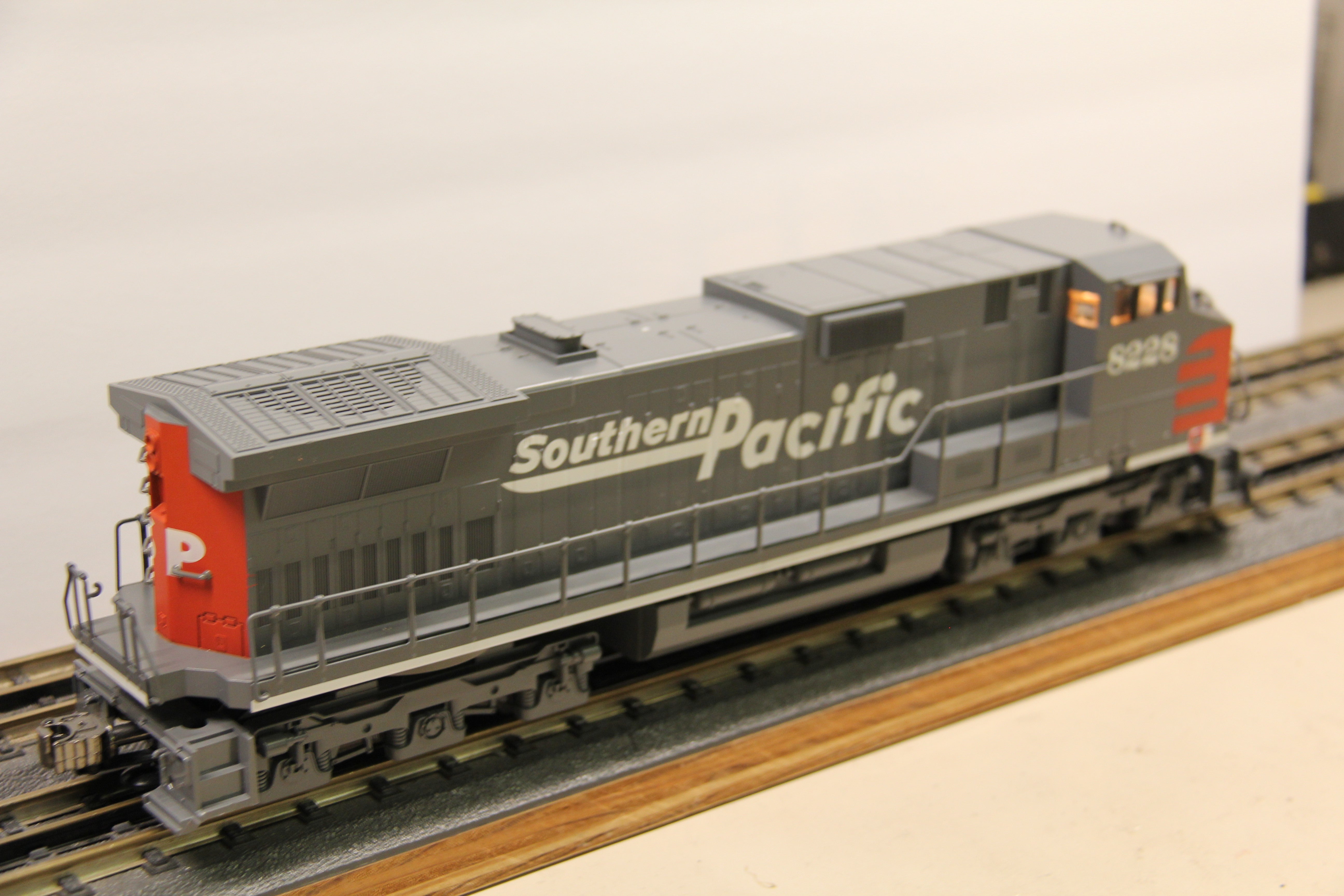 Lionel 6-18228 -8228 Southern Pacific Dash-9 Diesel Locomotive-Second hand-M7684