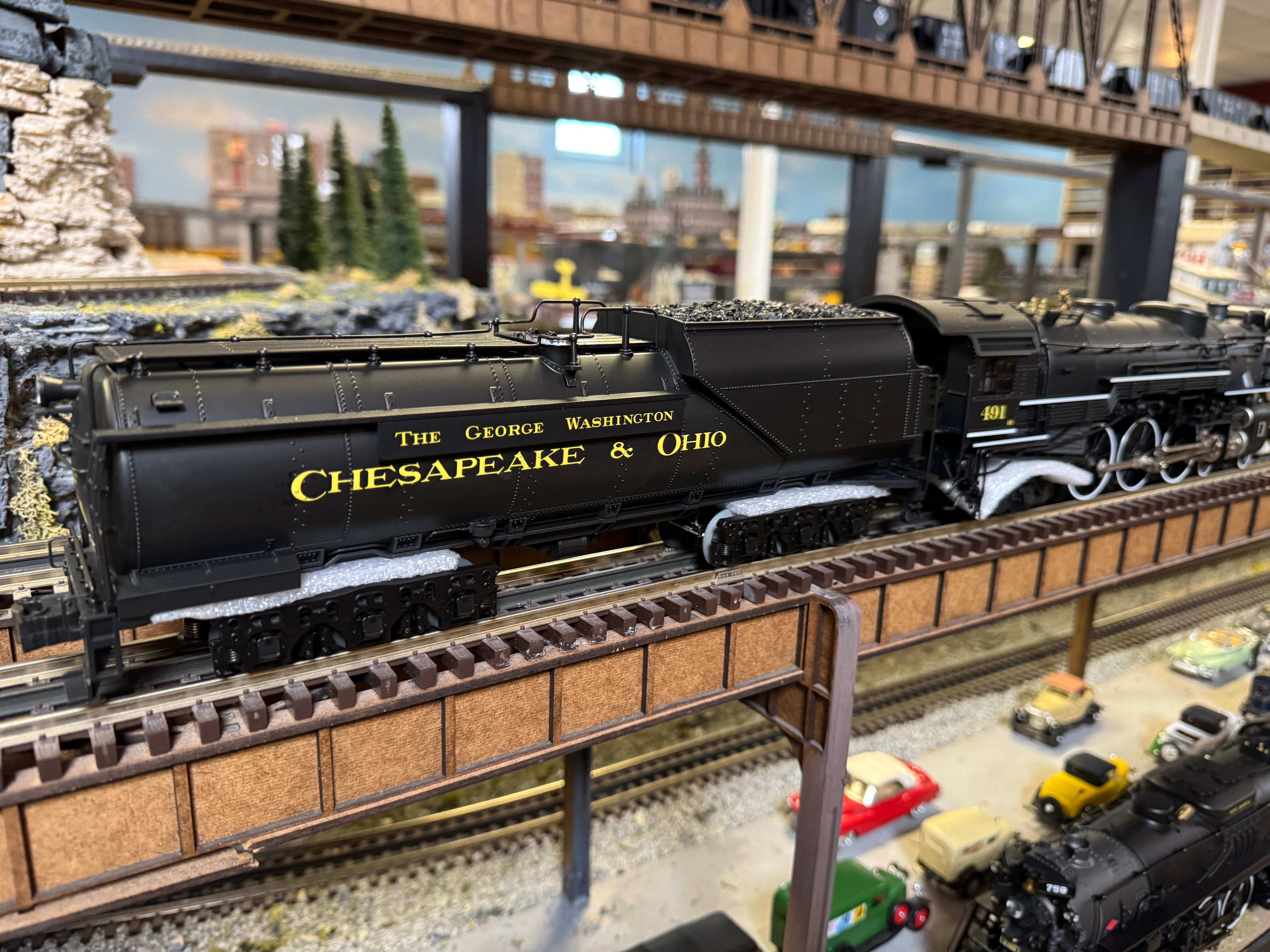 Lionel 2431110 - Legacy F19 Pacific Steam Engine "Chesapeake & Ohio" #491 "George Washington"