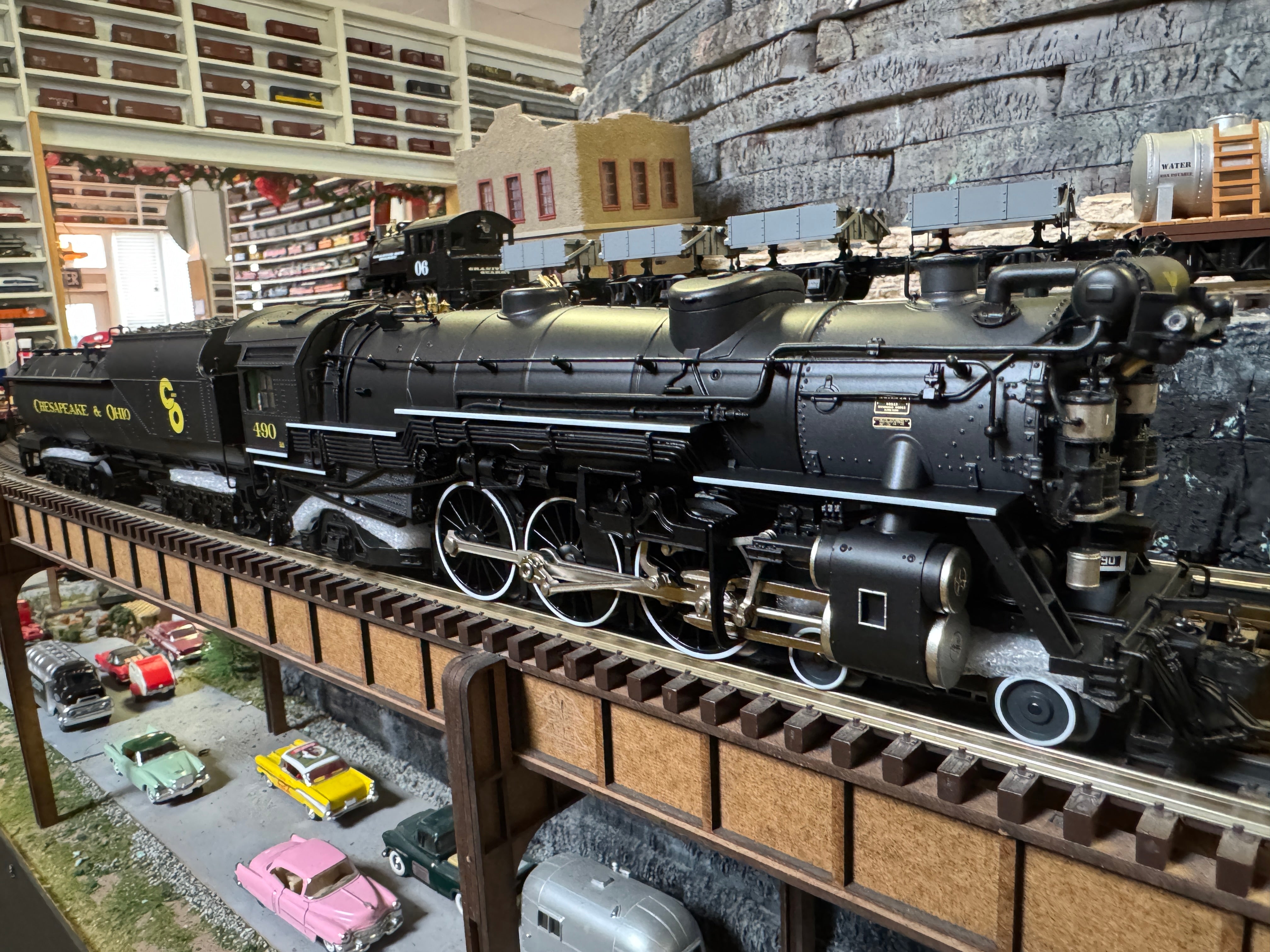 Lionel 2431100 - Legacy F19 Pacific Steam Engine "Chesapeake & Ohio" #490 (Sportsman)