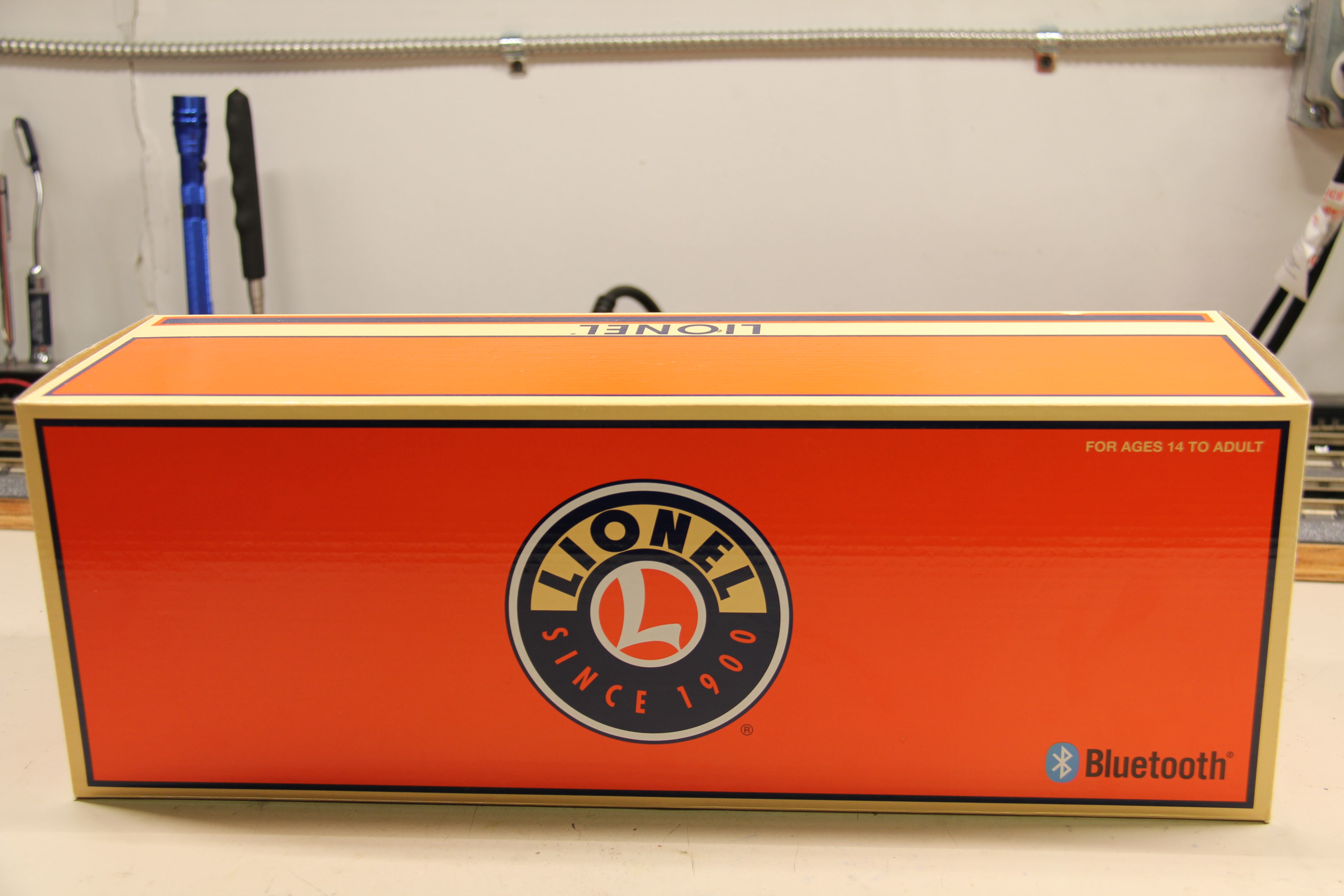 Lionel 2333530 Indiana Harbor Belt LEGACY NW2 #8827-Second hand-M7328