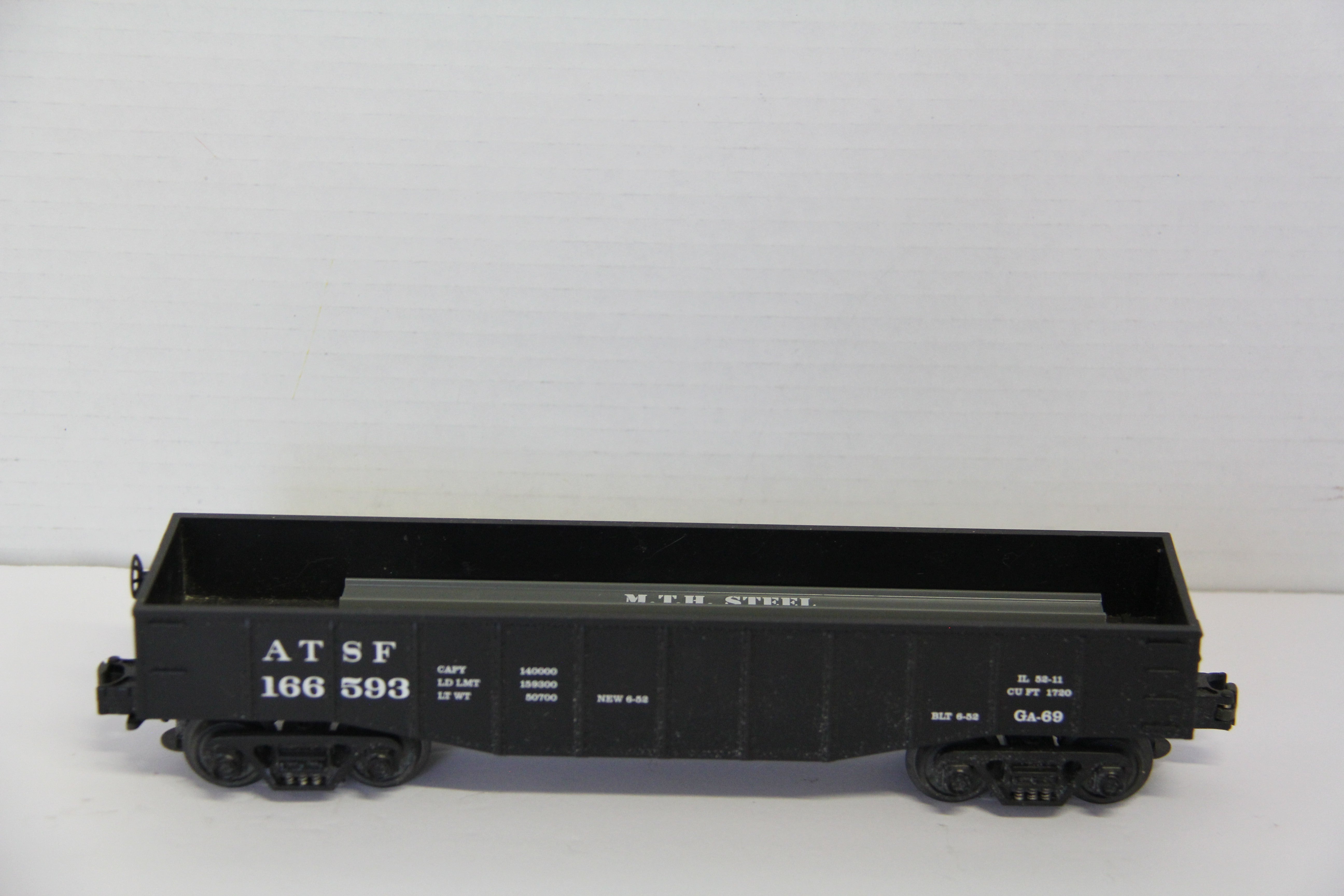 o27 Rail King Rugged Rails Series 33-7201 Santa Fe Gondola Car w/ I-Beam Load-Second hand-M7696