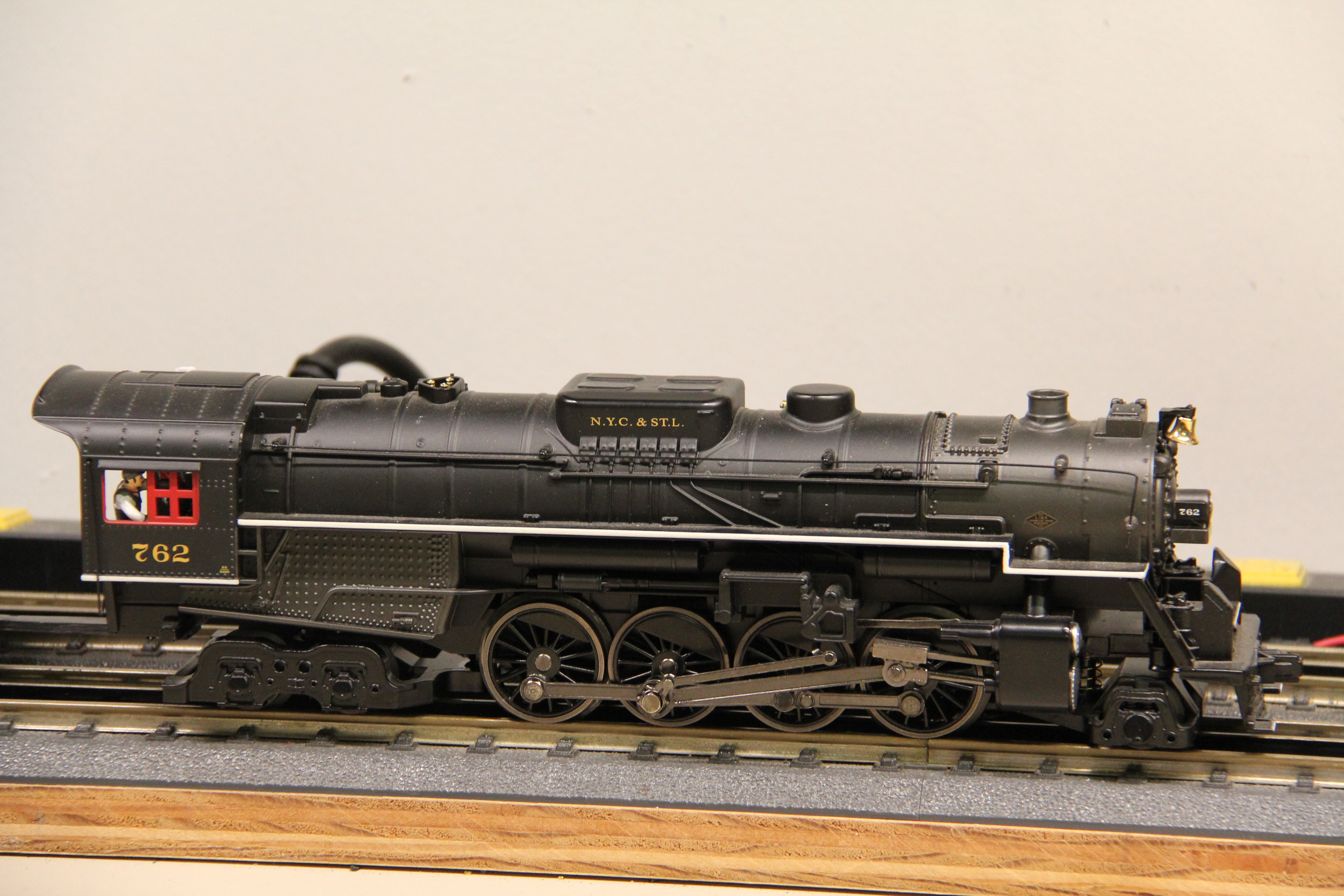 Rail King 30-1630-1 Nickel Plate Road #762  2-8-4 imperial Berkshire Steam Engine-Second hand-M7264