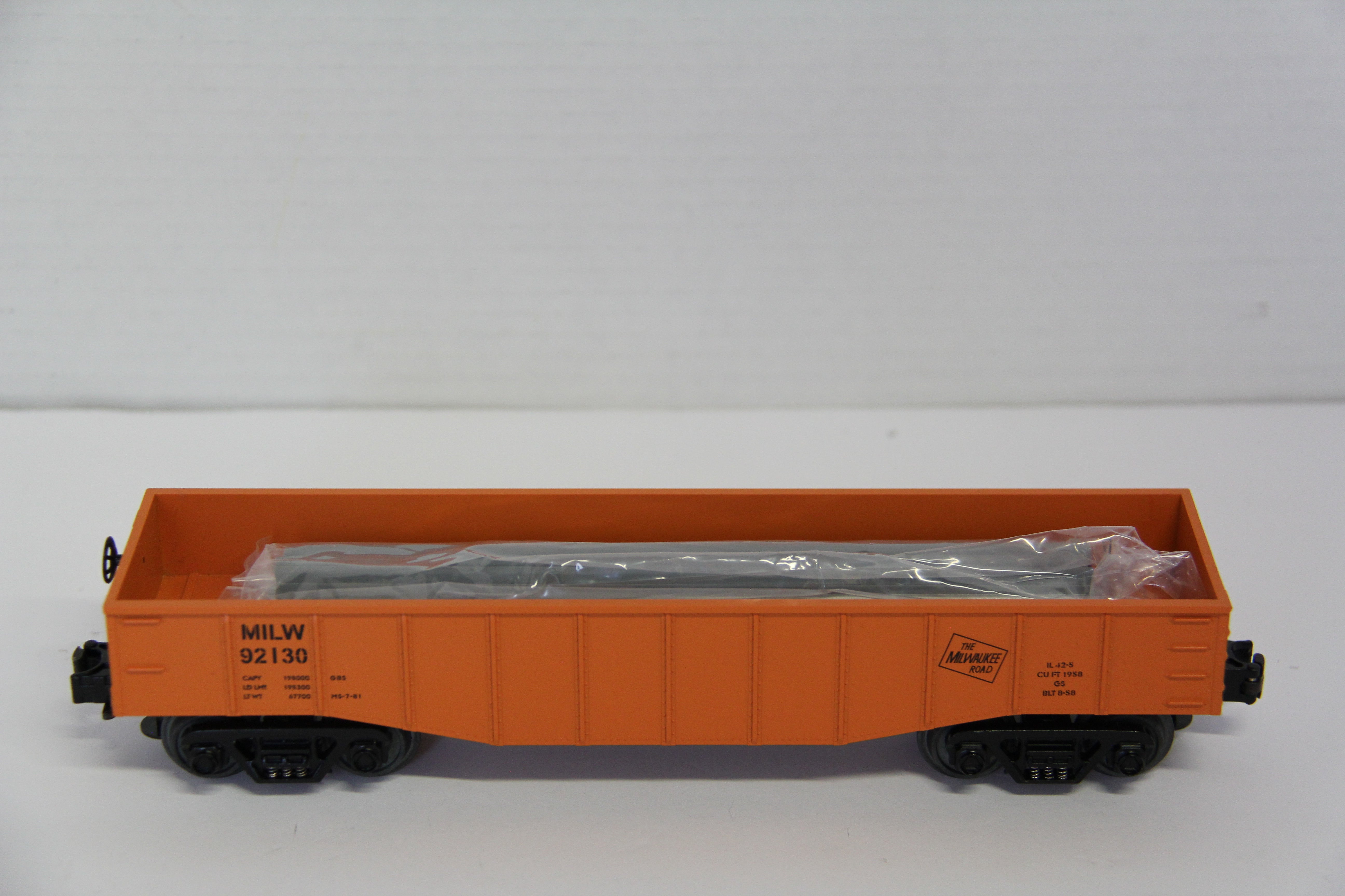 o27 Rail King Rugged Rails Series 33-7202 Milwaukee Road Gondola Car w/ I -Beam Load-Second hand-M7697