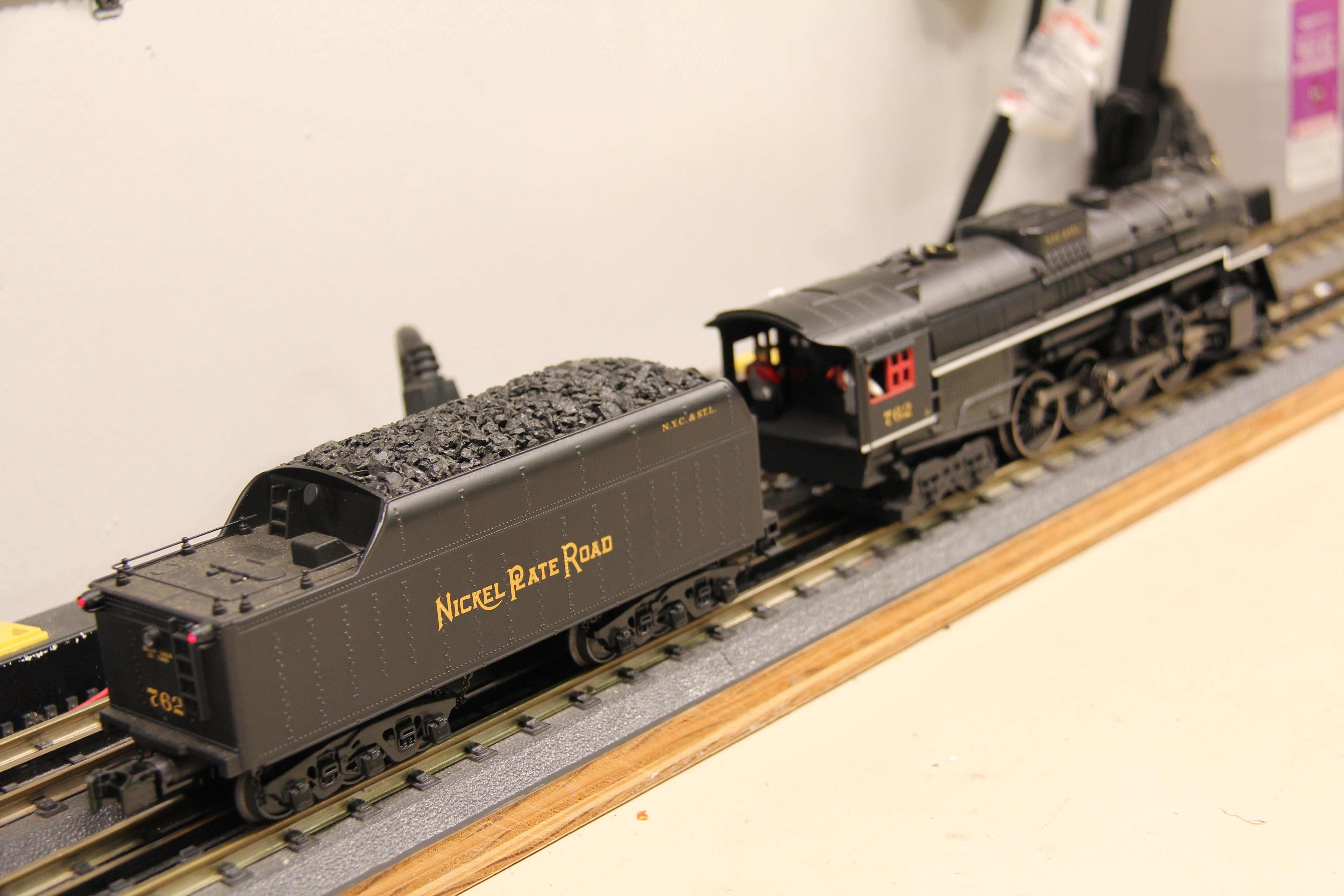 Rail King 30-1630-1 Nickel Plate Road #762  2-8-4 imperial Berkshire Steam Engine-Second hand-M7264