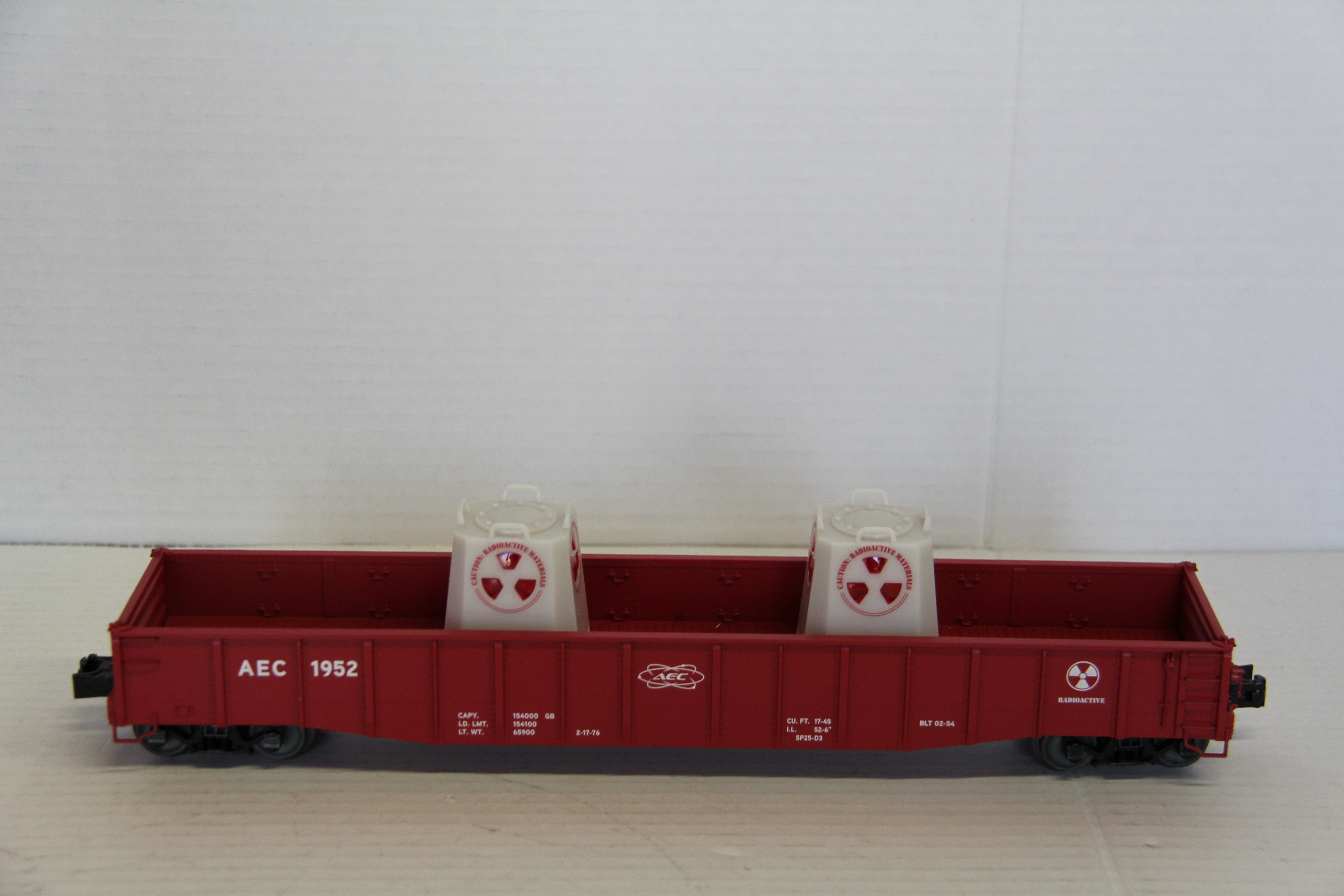 Lionel 2422080 AEC Atomic Energy Commission Glow In the Dark Scale Legacy Set-Second hand-M7241