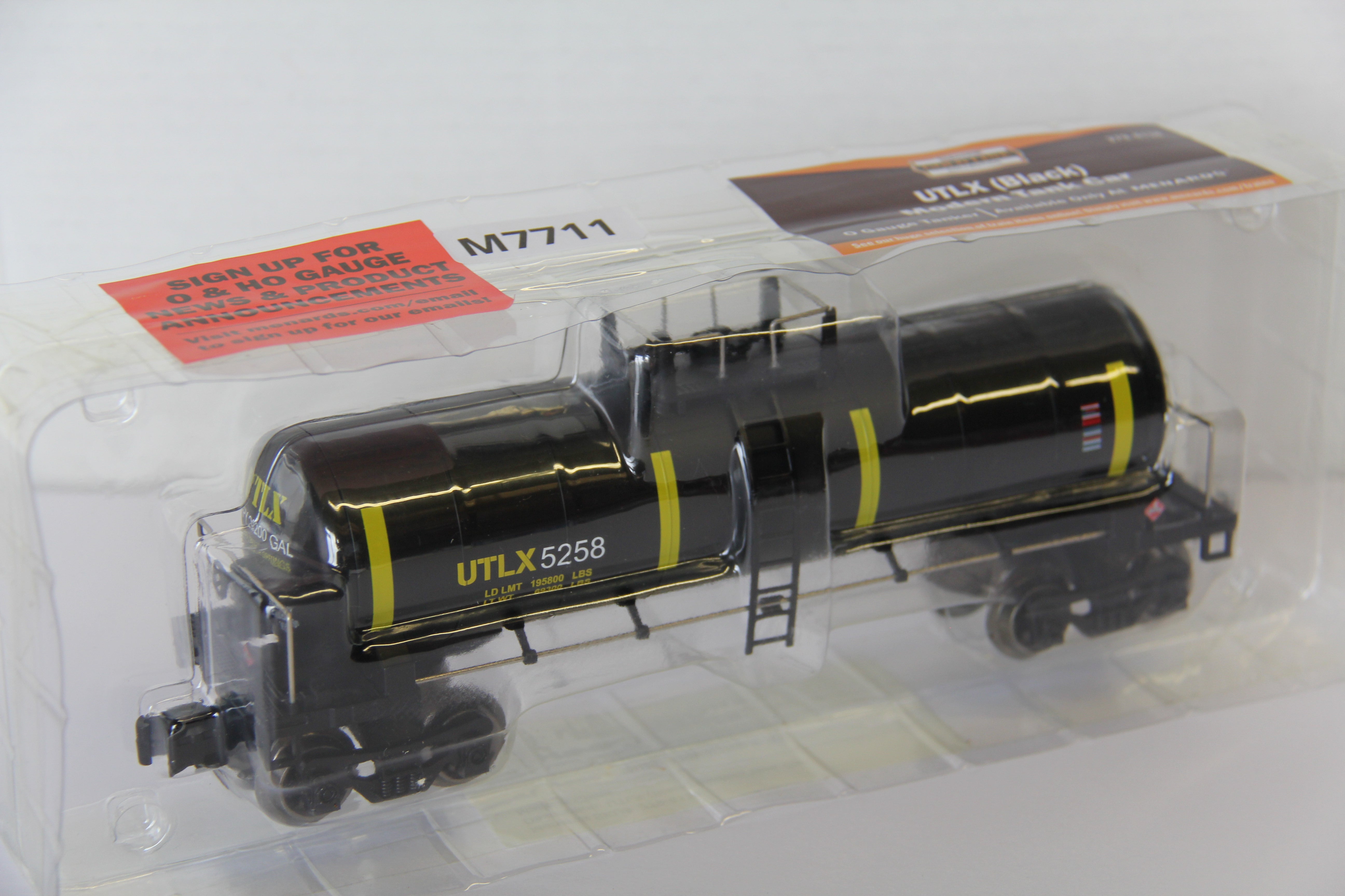Menards #279-8138 UTLX Modern Tank Car-Second hand-M7711