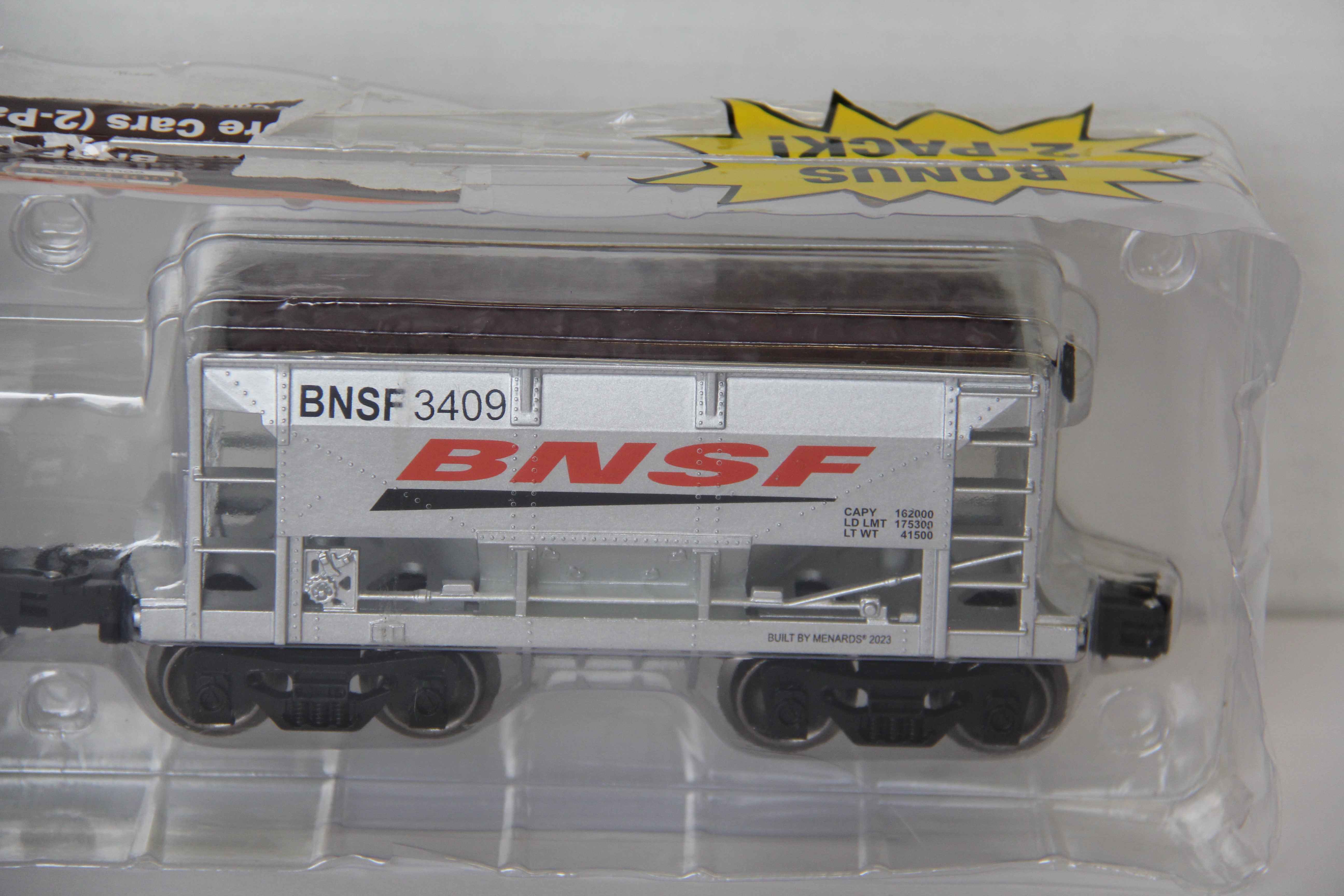 Menards #279-7098 BNSF Ore Cars- 4087 & 4088, 3409 & 3410-Second hand-M7713