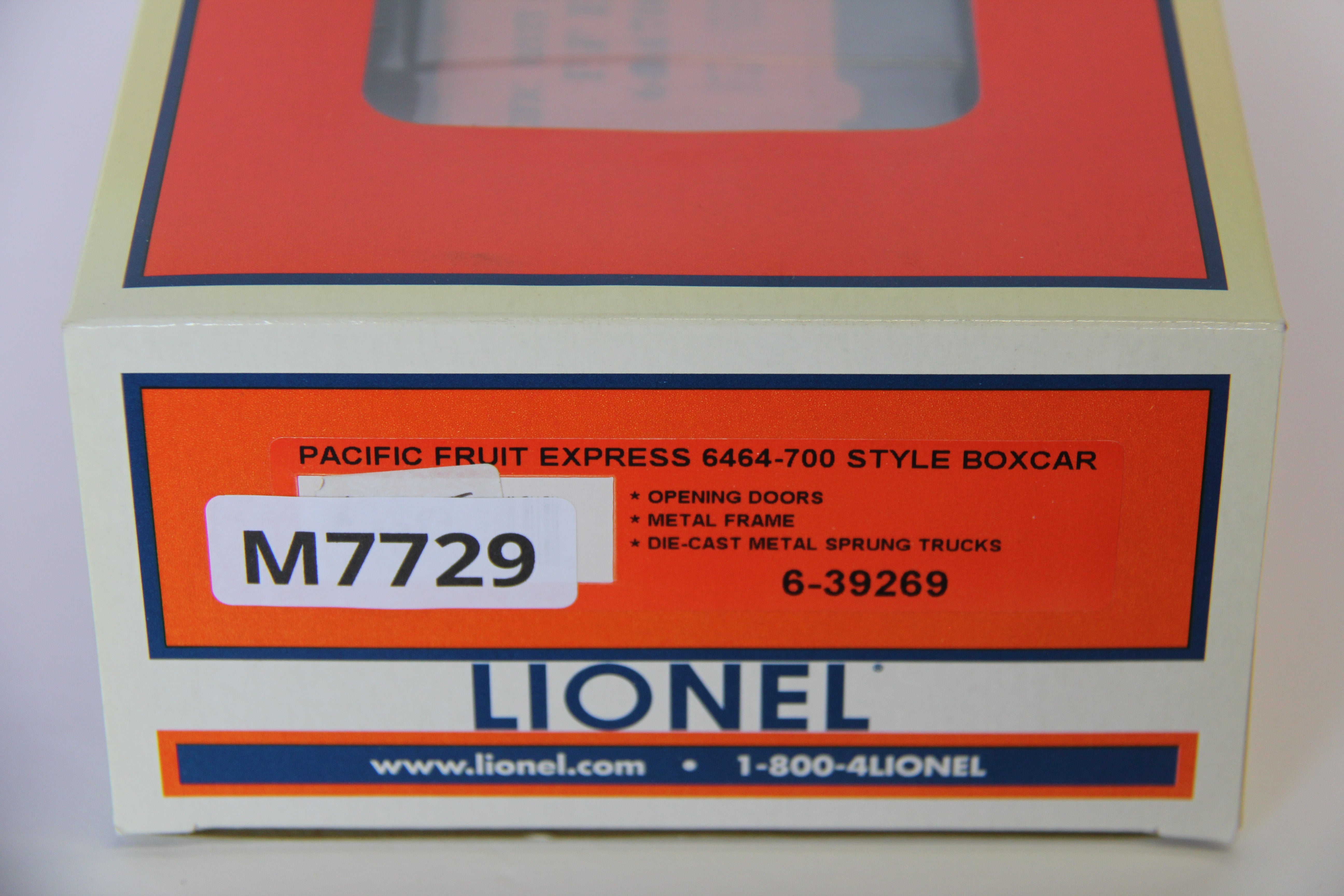 Lionel 6-39269 Pacific Fruit Express 6464-700 Style Boxcar-Second hand-M7729