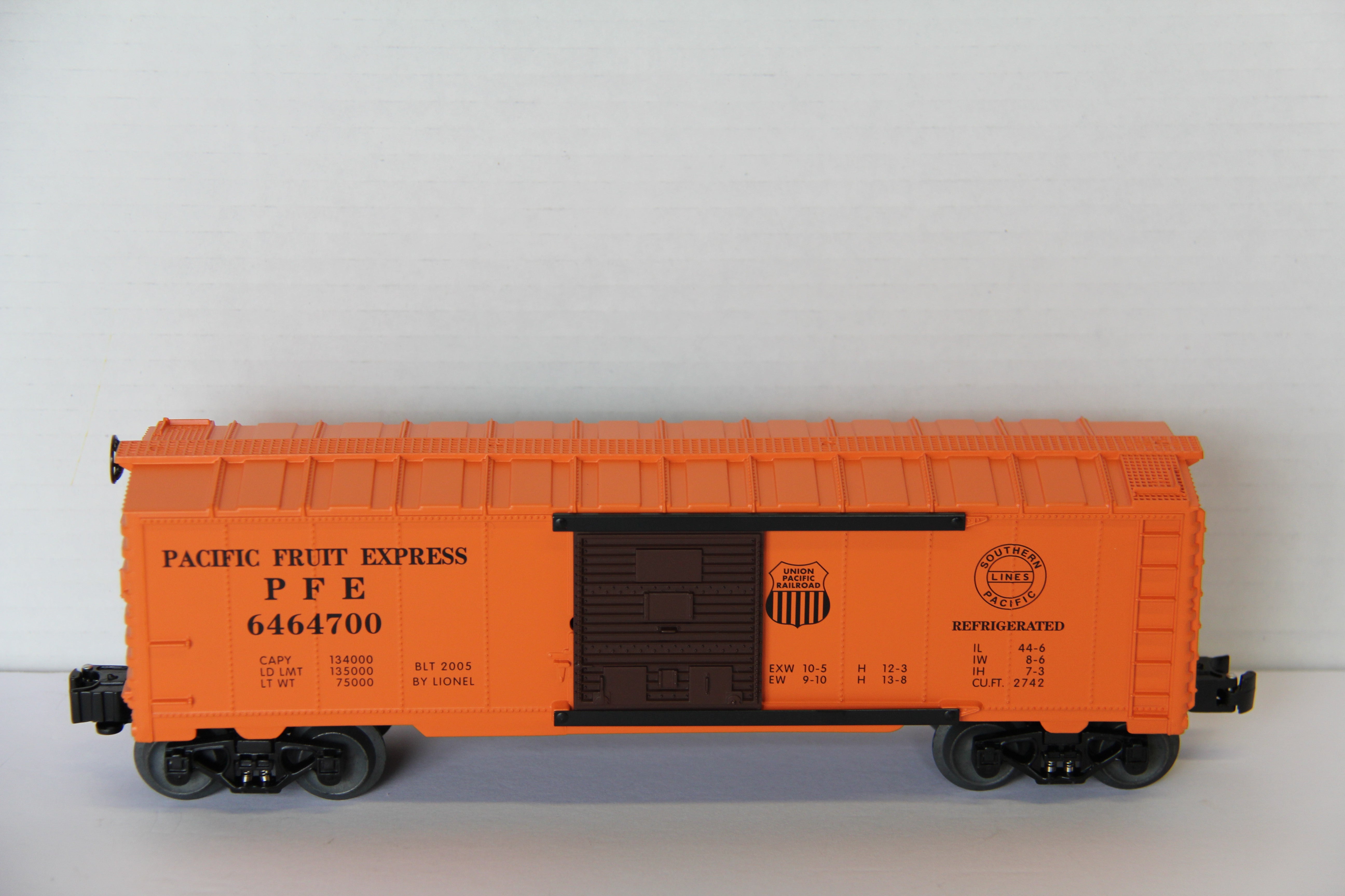 Lionel 6-39269 Pacific Fruit Express 6464-700 Style Boxcar-Second hand-M7729