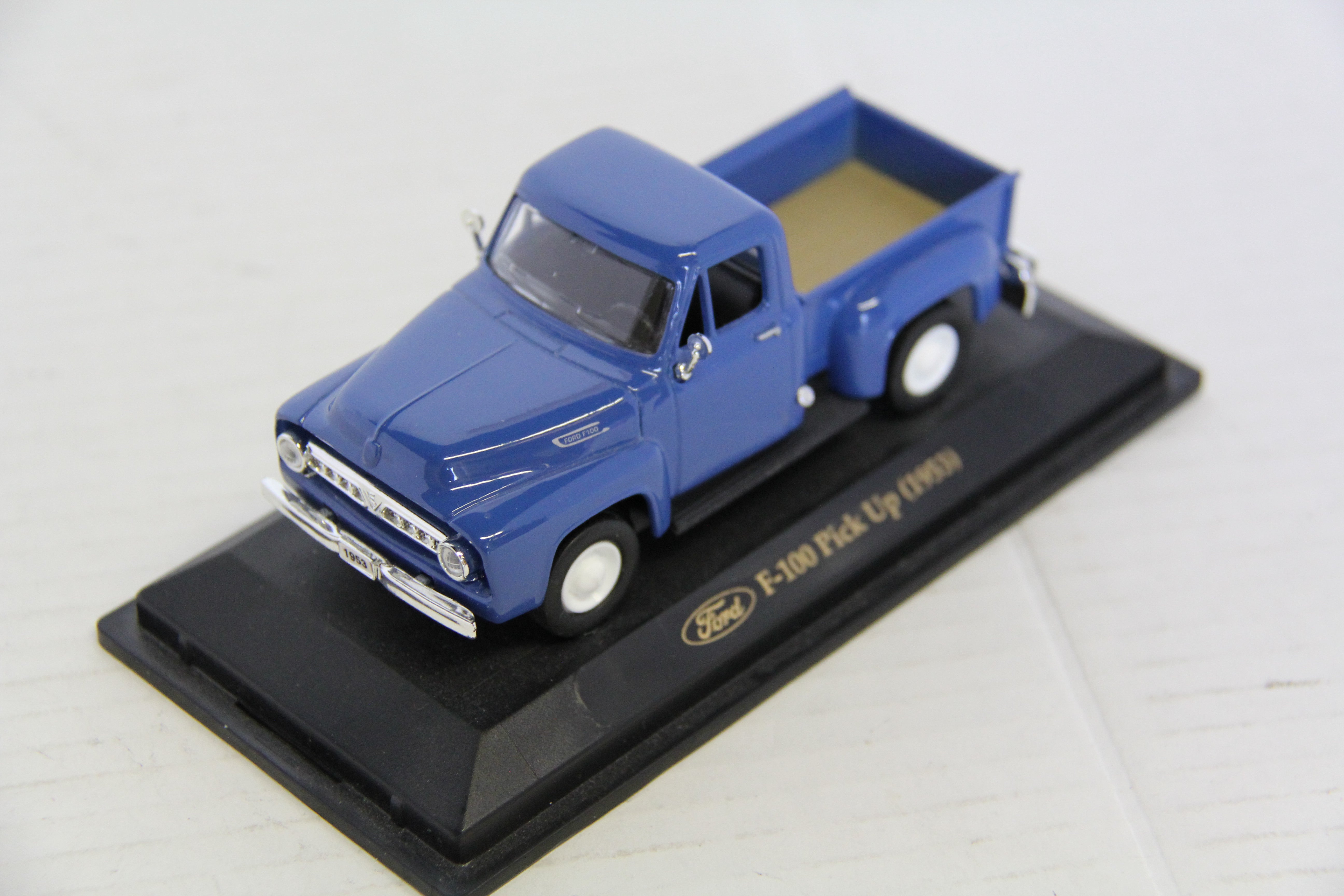 Yat Ming 1953 Ford F-100 Blue Pickup-Second hand-M7309