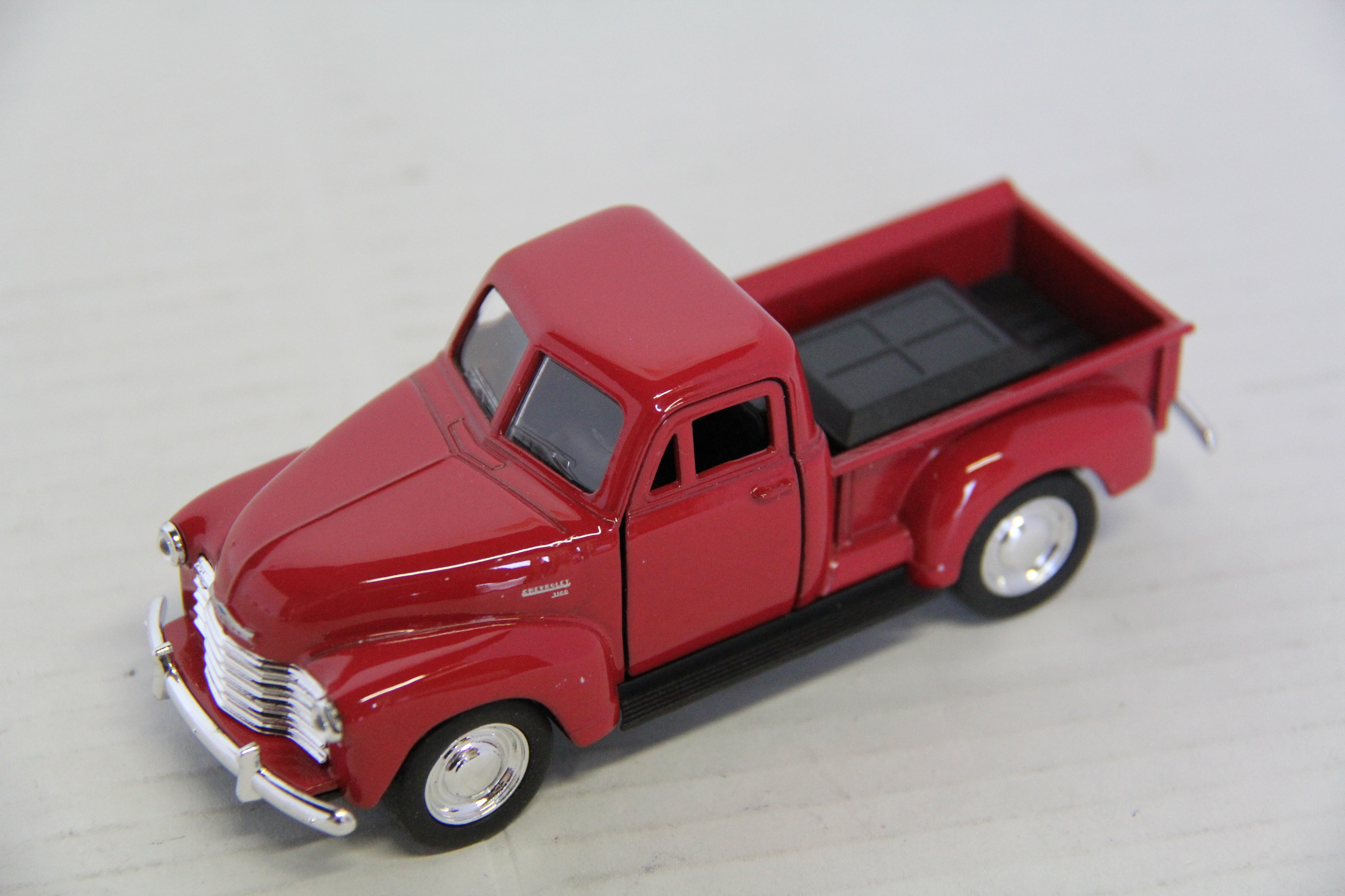 Welly #73708 -1953 Red Chevrolet Pickup-Second hand-M7313