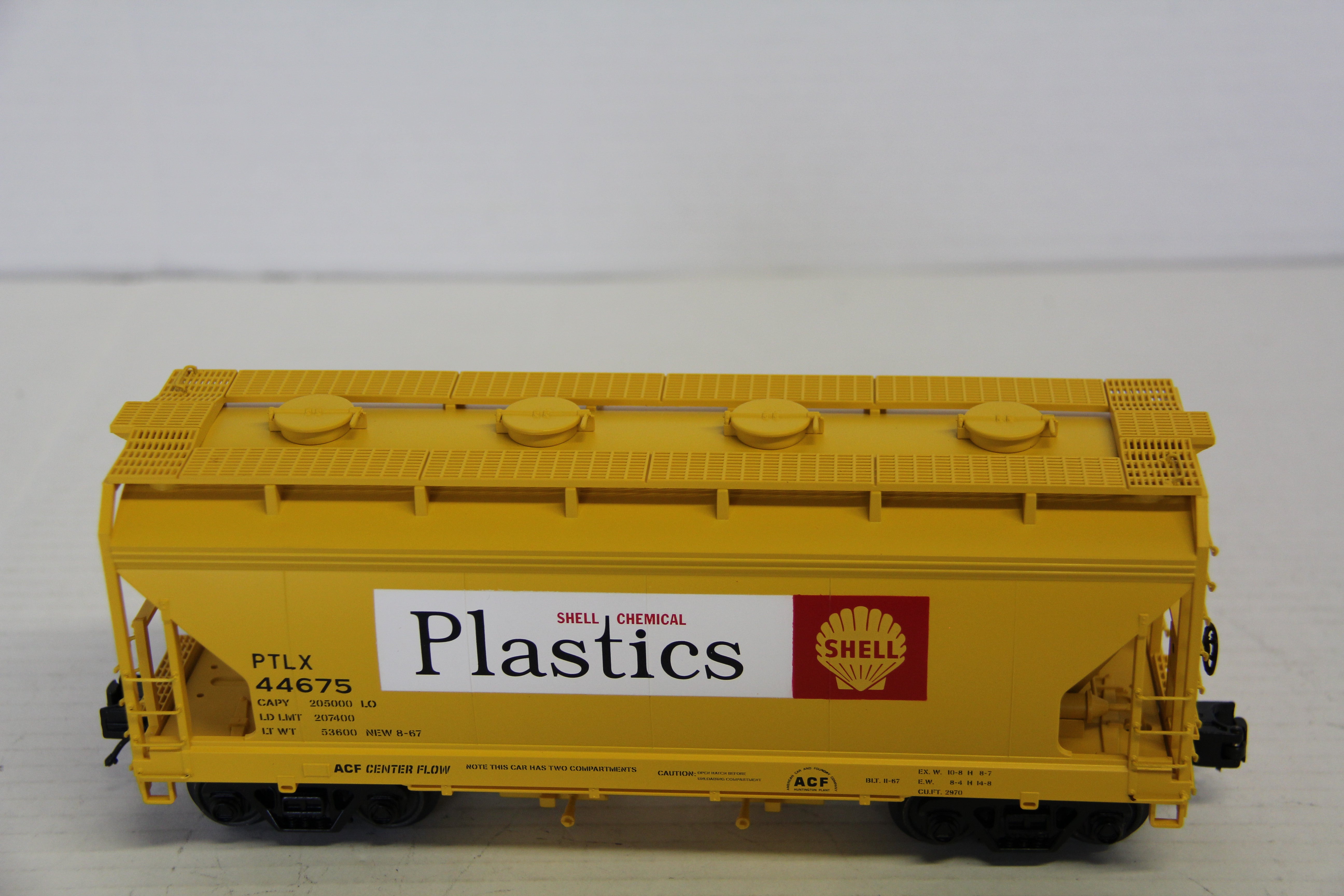 MTH 20-97927 Shell Plastics 2 Bay Centerflow Hopper 2 Set #44679 & 44675 -Second hand-M5102R