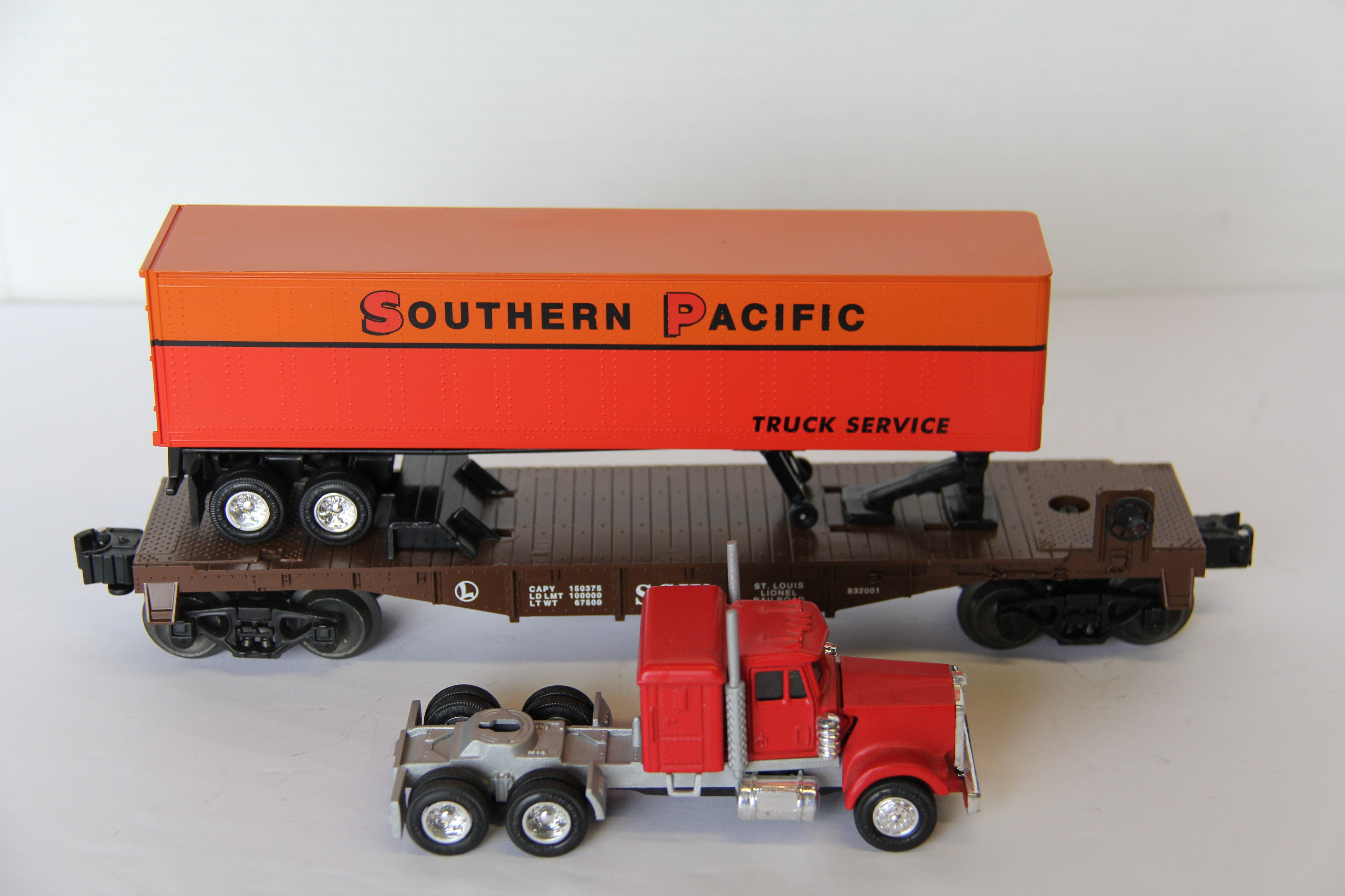 2001 Lionel 6-52222 LRRC Southern Pacific Flatcar w/ Tractor Trailer-Second hand-M7753