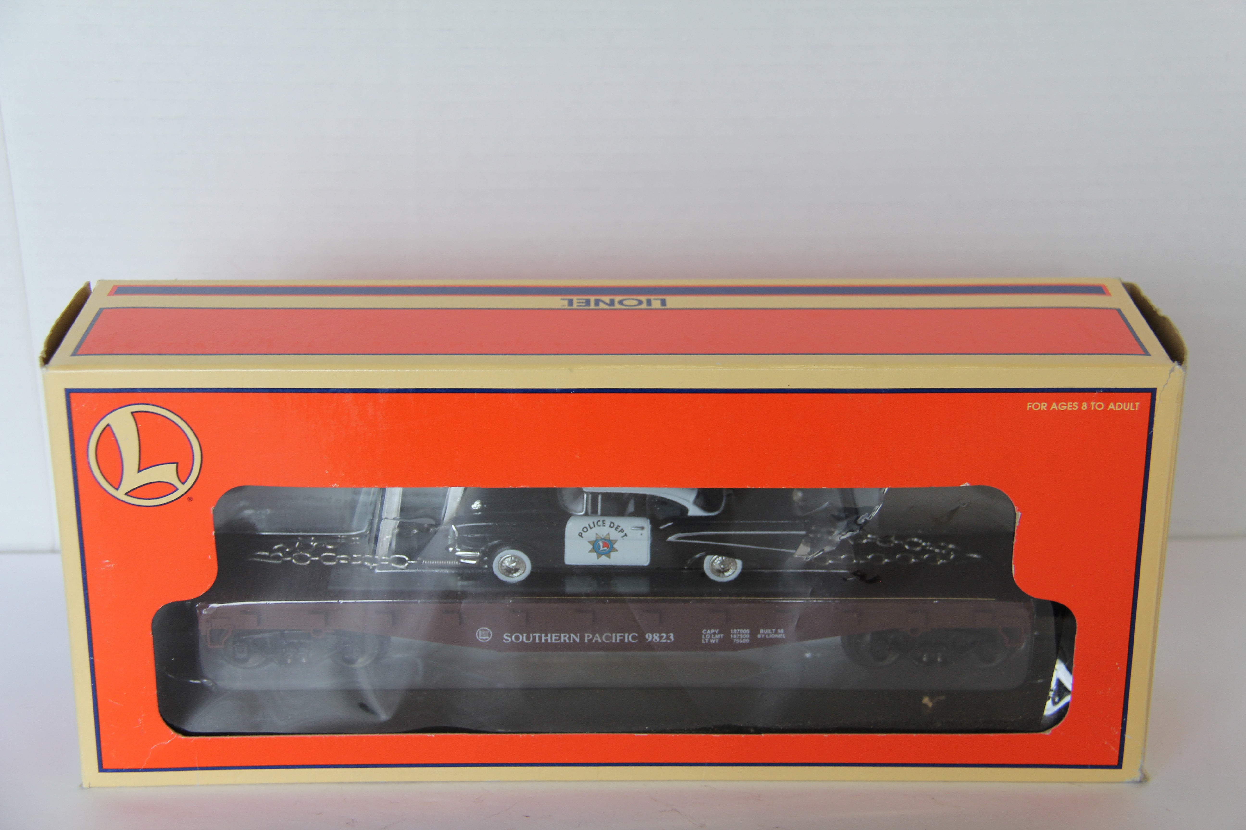 Lionel 6-26906 Southern Pacific Flatcar w/ '57 Chevy Police Car-Second hand-M7754