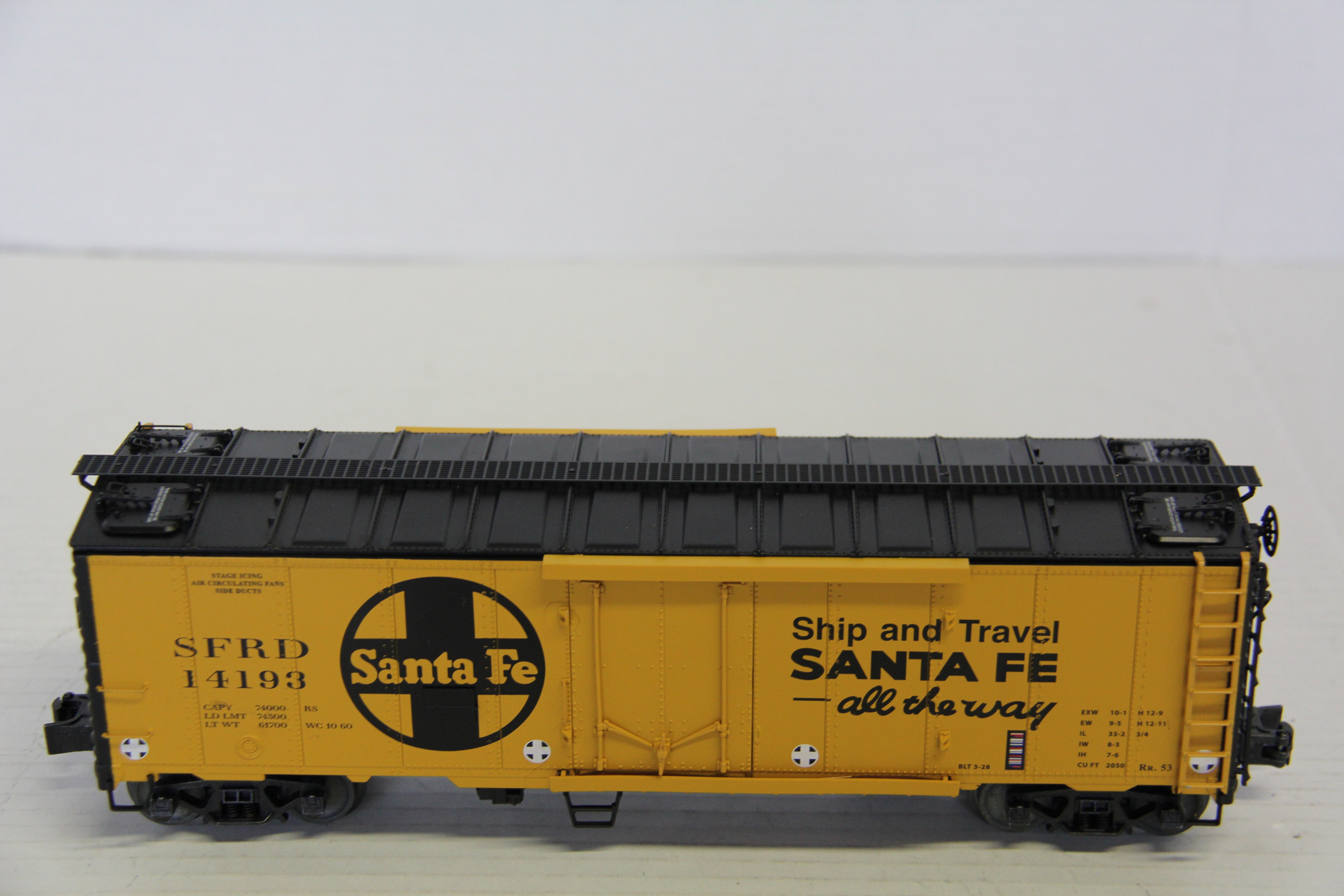 Lionel 2026062 Santa Fe Plug Door Reefer-Second hand-M7345