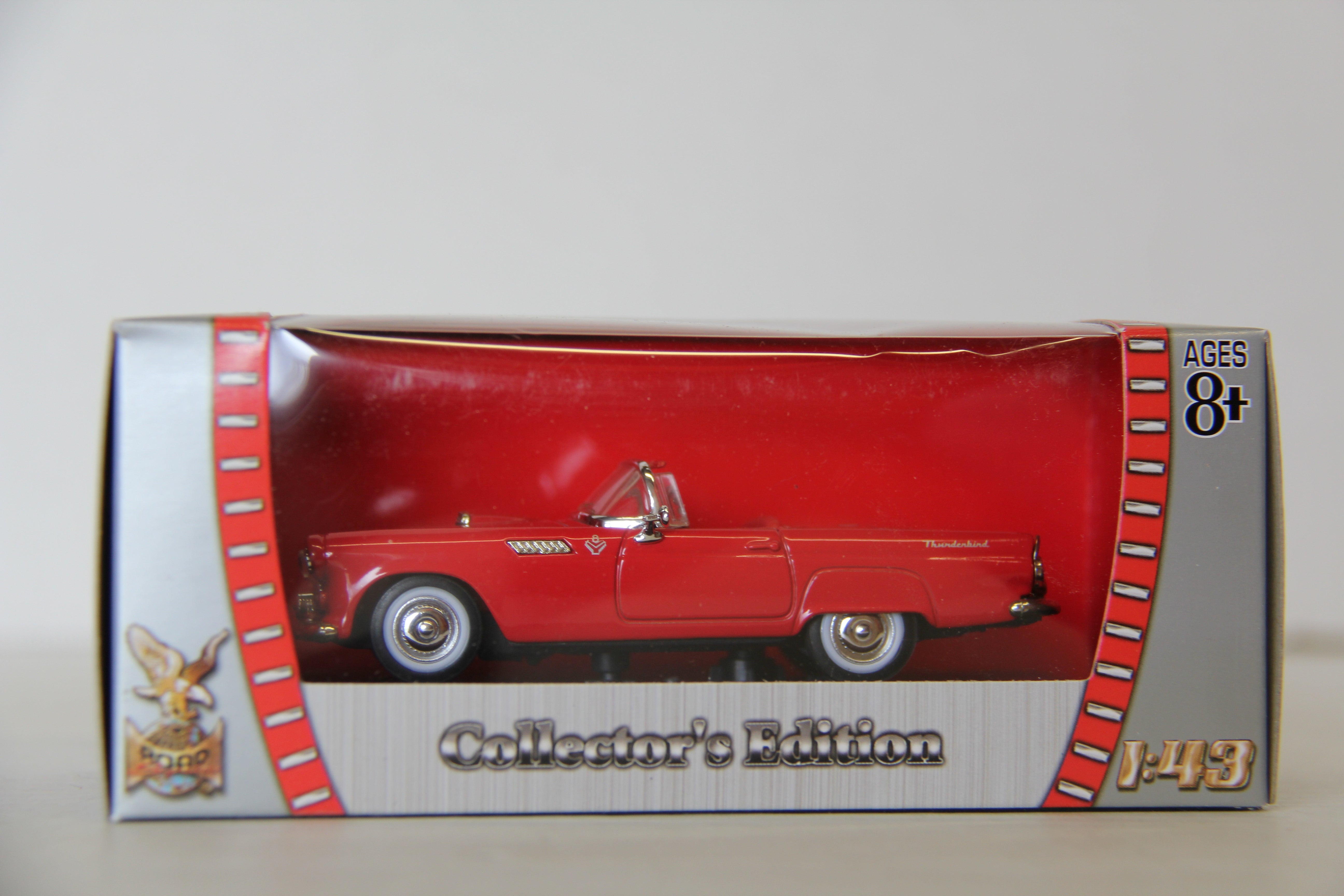 Road Signature Series 1:43 Scale 1955 Ford Thunderbird Convertible-Second hand-M6092