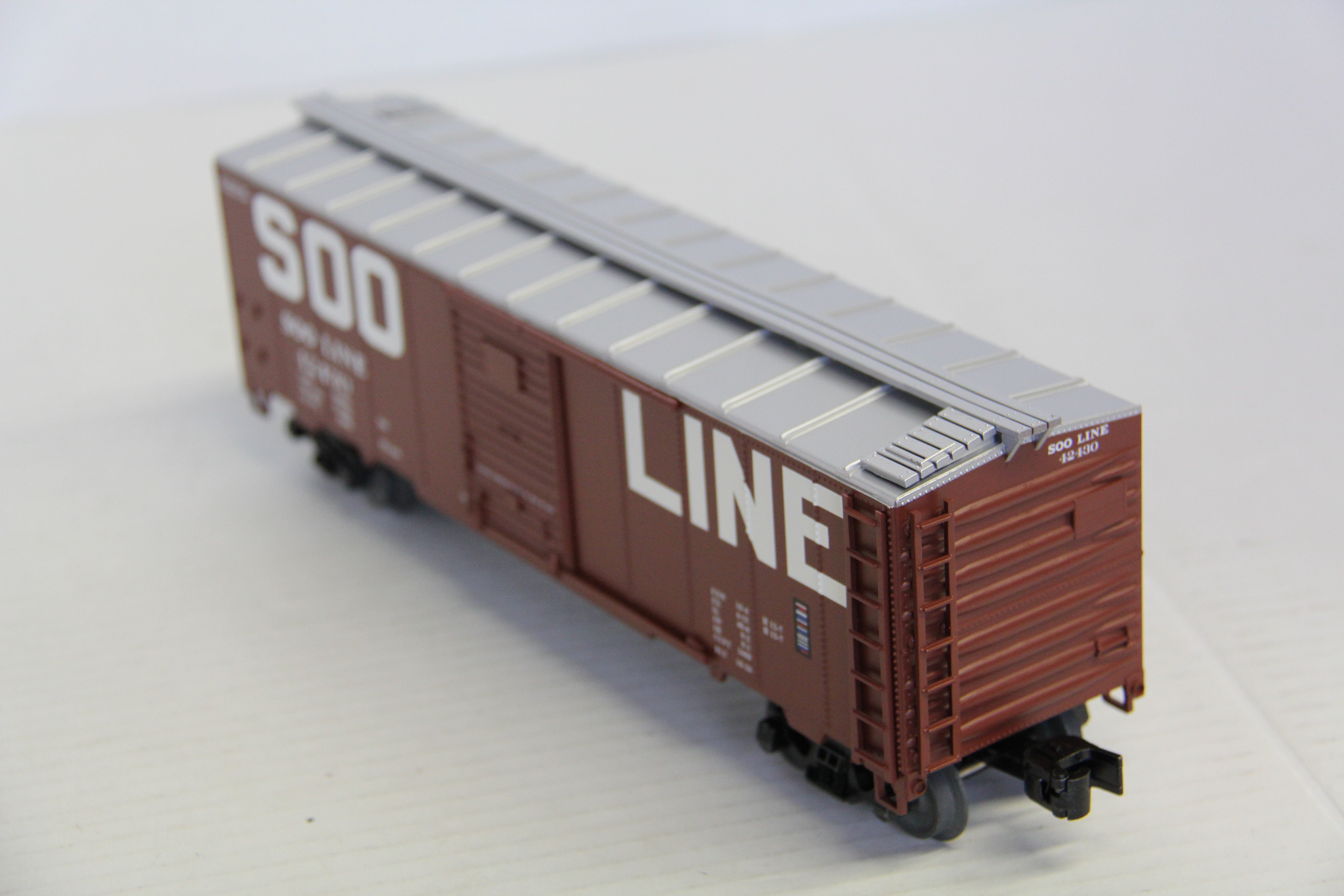 Lionel 2442292 Soo Line Steel Side Box Car #42430-Second hand-M7346