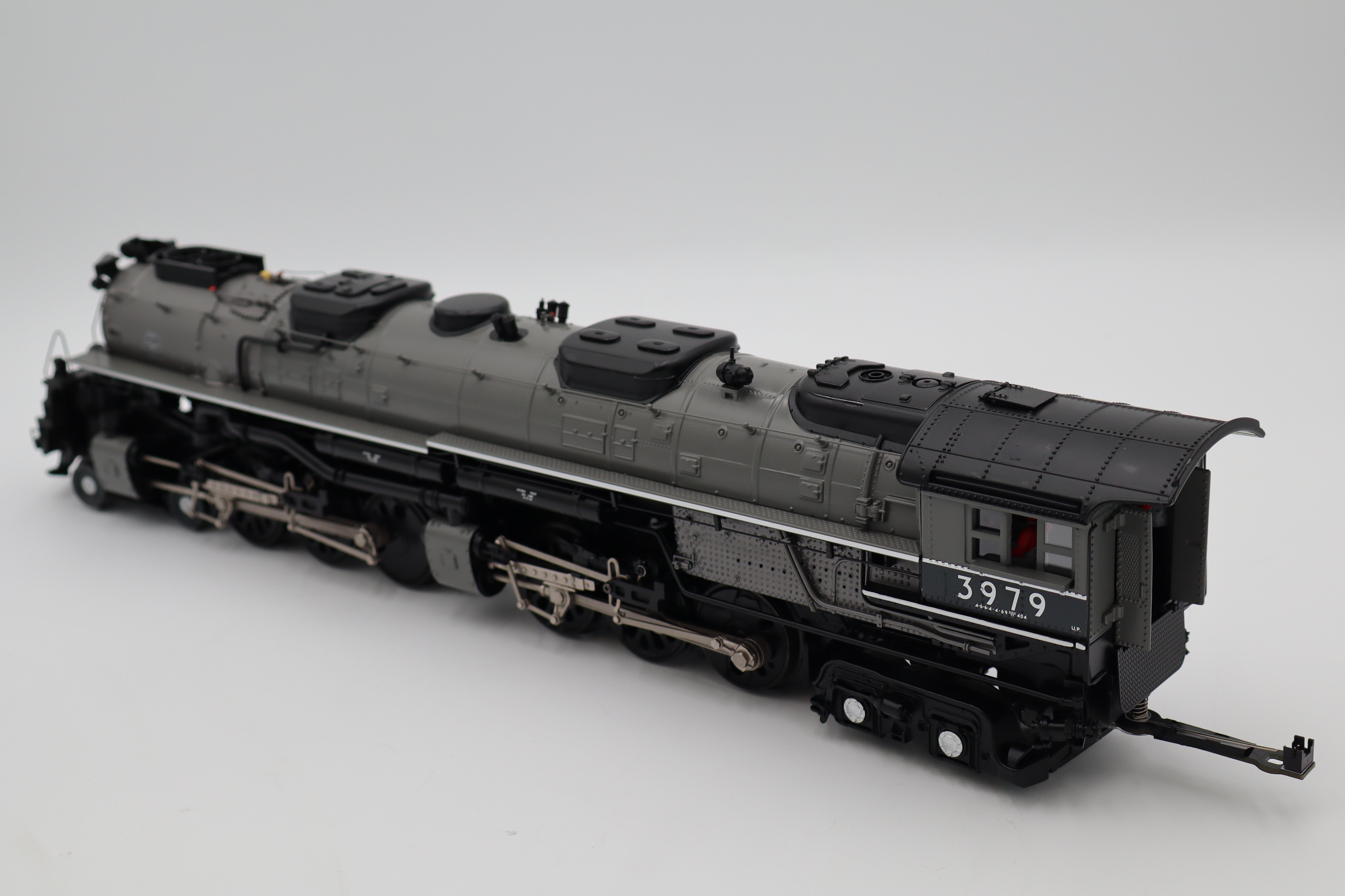 MTH 20-3896-1 Union Pacific #3979 (Oil Tender) 4-6-6-4 Challenger Steam Engine-Second hand-M8174