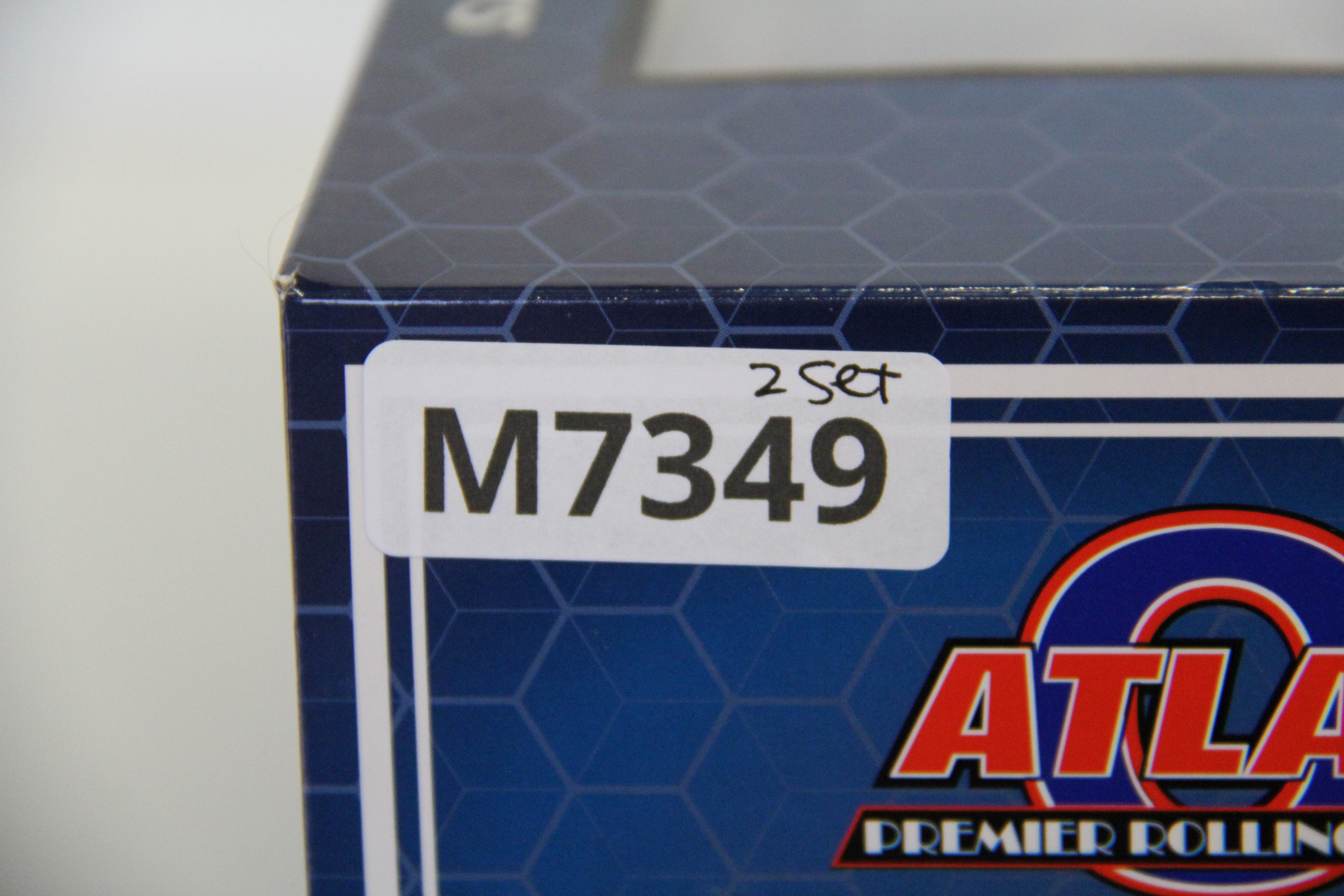 Atlas Premier #3001842-1 & #3001842-2 Louisville & Nashville 40' PS-1 Box Car-Second hand-M7349