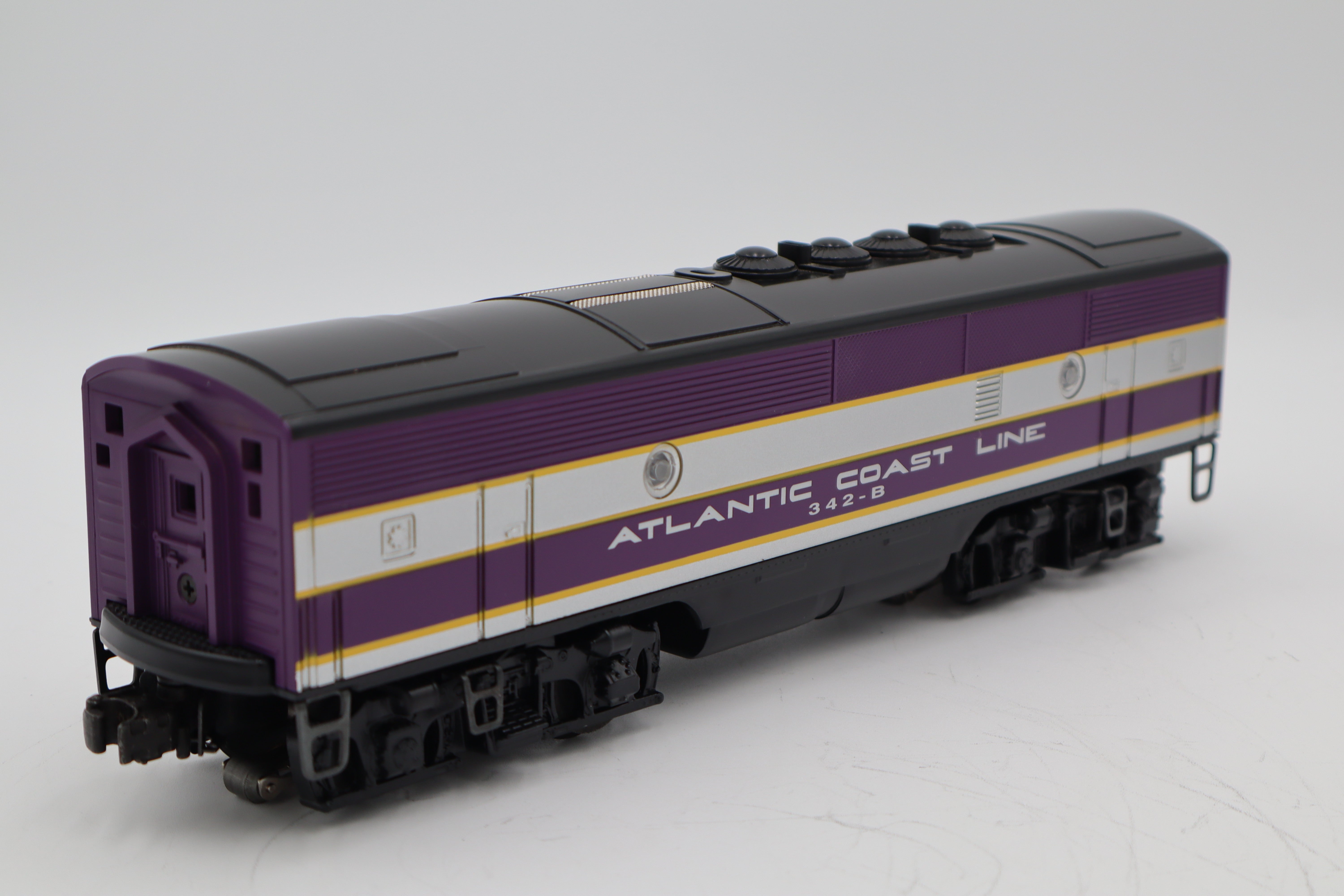 Lionel 6-11903 Atlantic Coast Line F3 ABA Diesels & 4 Passenger Set-Second hand-M8371