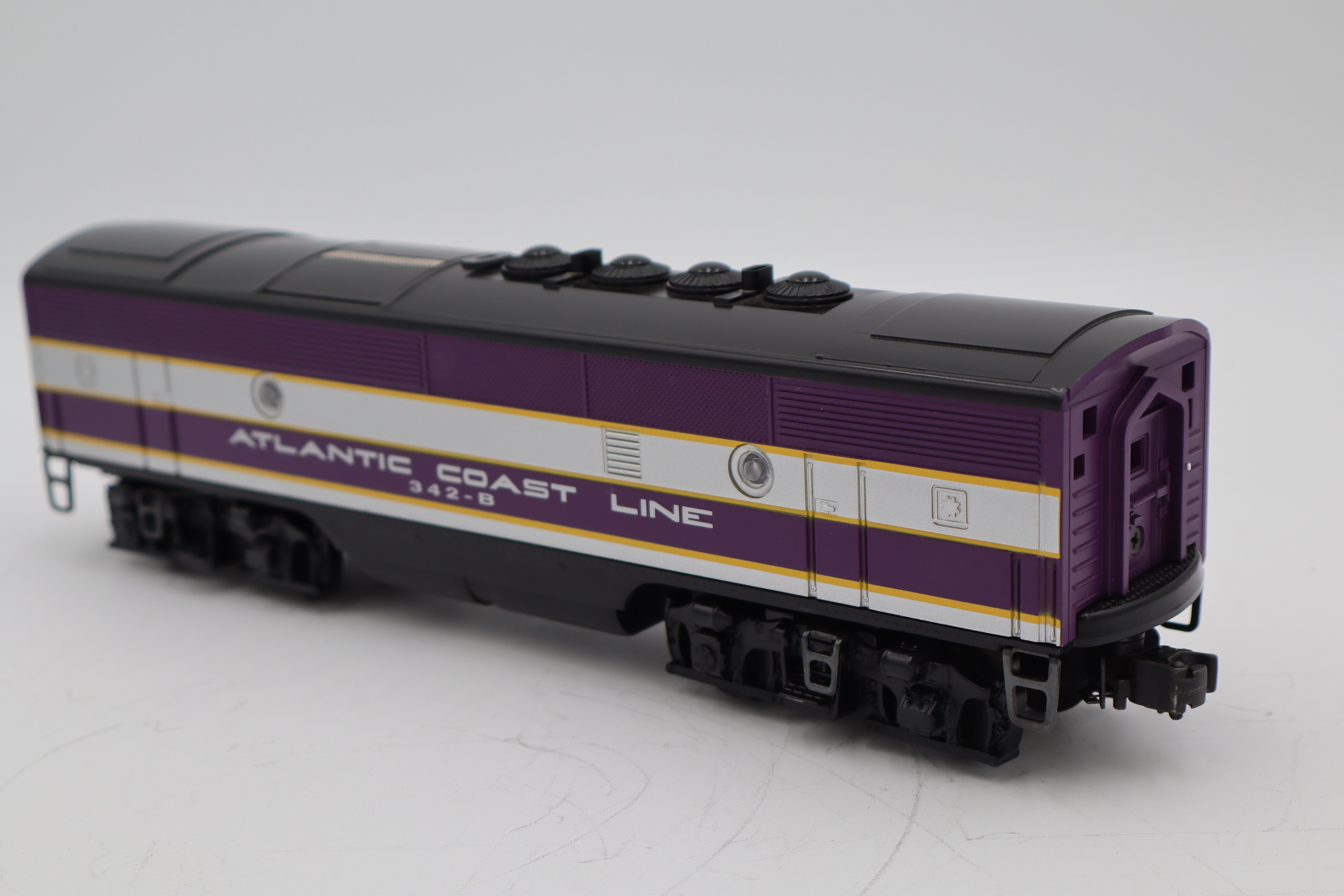 Lionel 6-11903 Atlantic Coast Line F3 ABA Diesels & 4 Passenger Set-Second hand-M8371