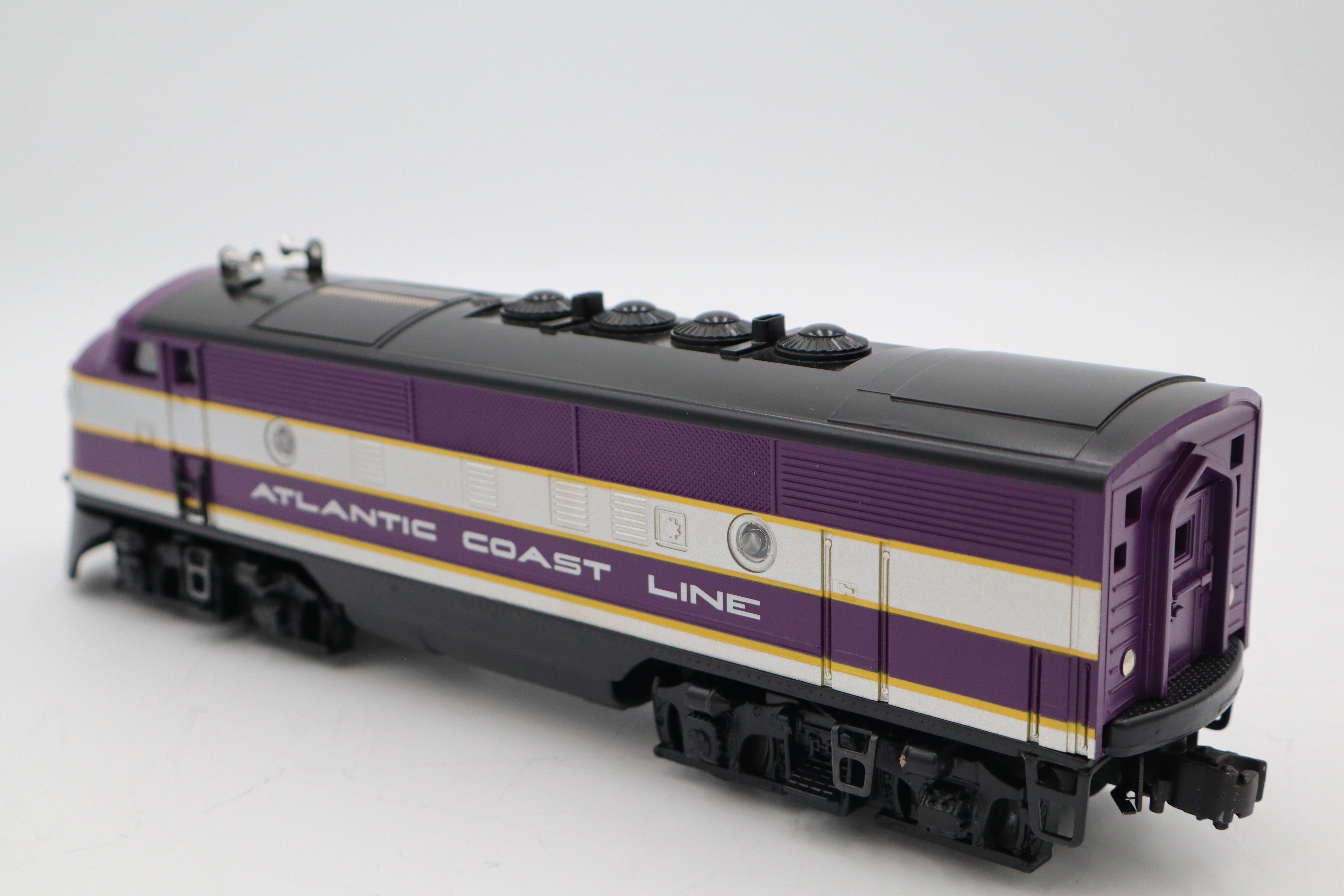 Lionel 6-11903 Atlantic Coast Line F3 ABA Diesels & 4 Passenger Set-Second hand-M8371