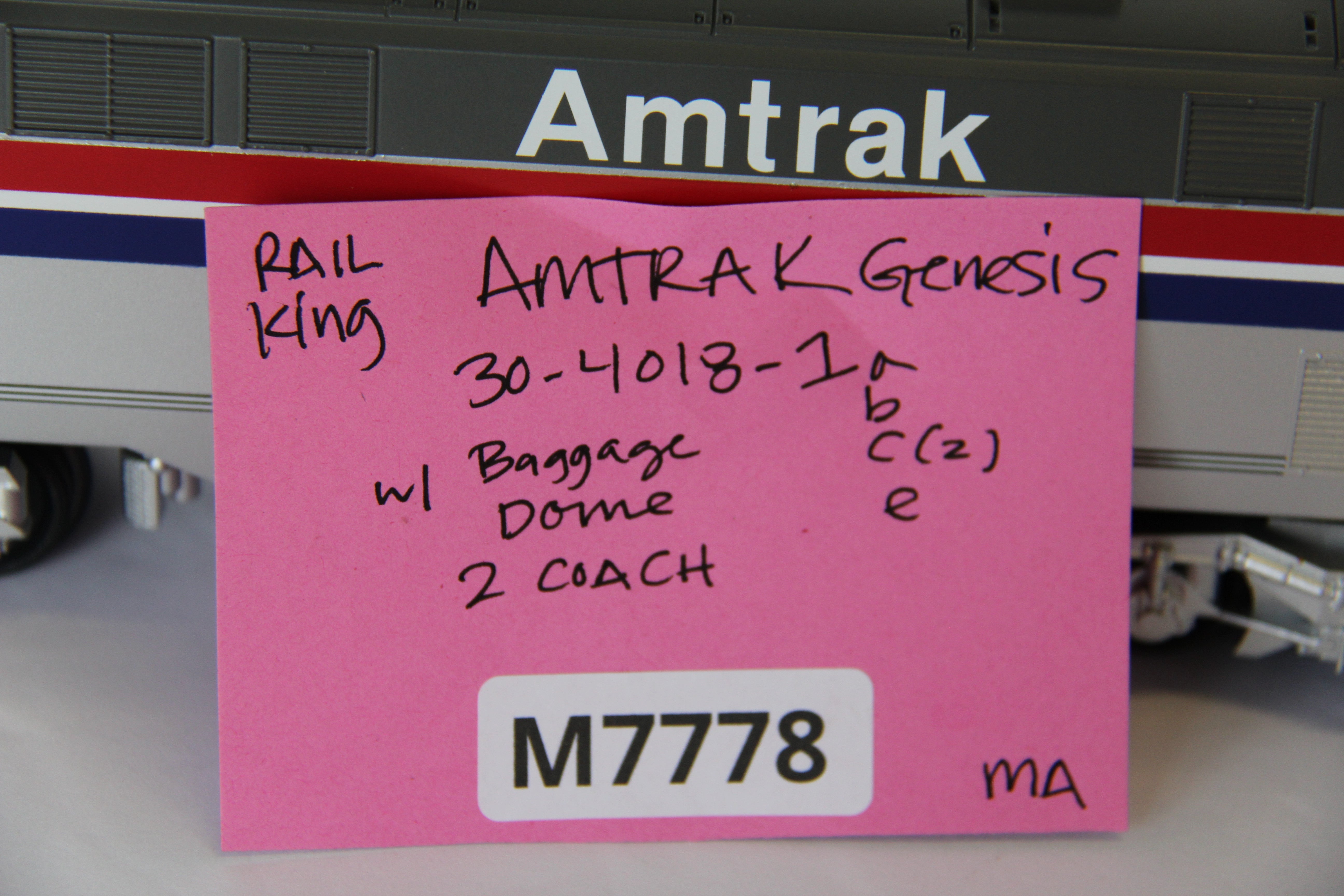 Rail King 30-4018-1 & 30-2160-0 Amtrak Genesis Set-Second hand-M7777