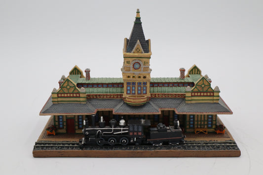 1994 Danbury Mint "The San Diego Railroad Station"-Second hand-M8385