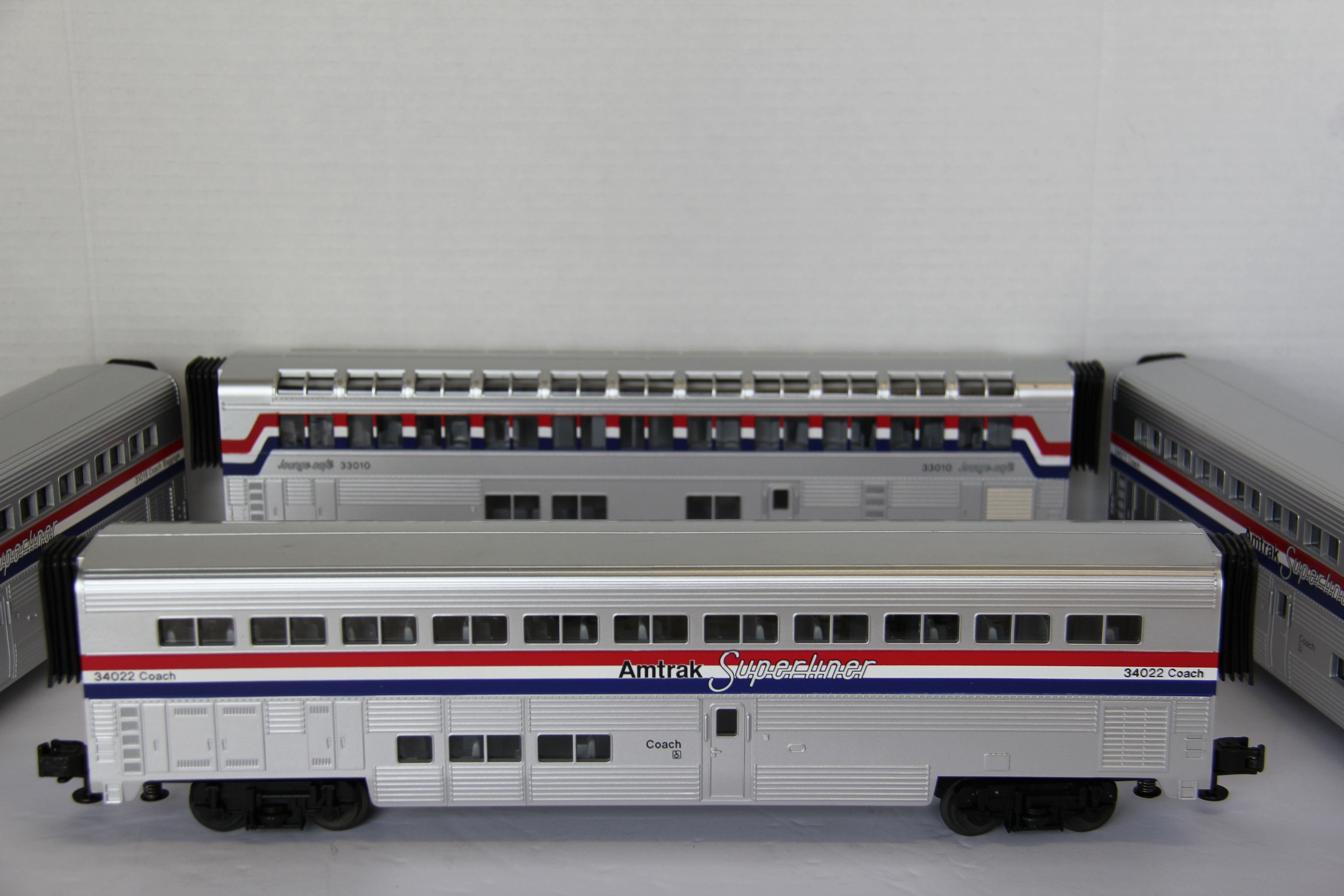 Rail King 30-4018-1 & 30-2160-0 Amtrak Genesis Set-Second hand-M7777