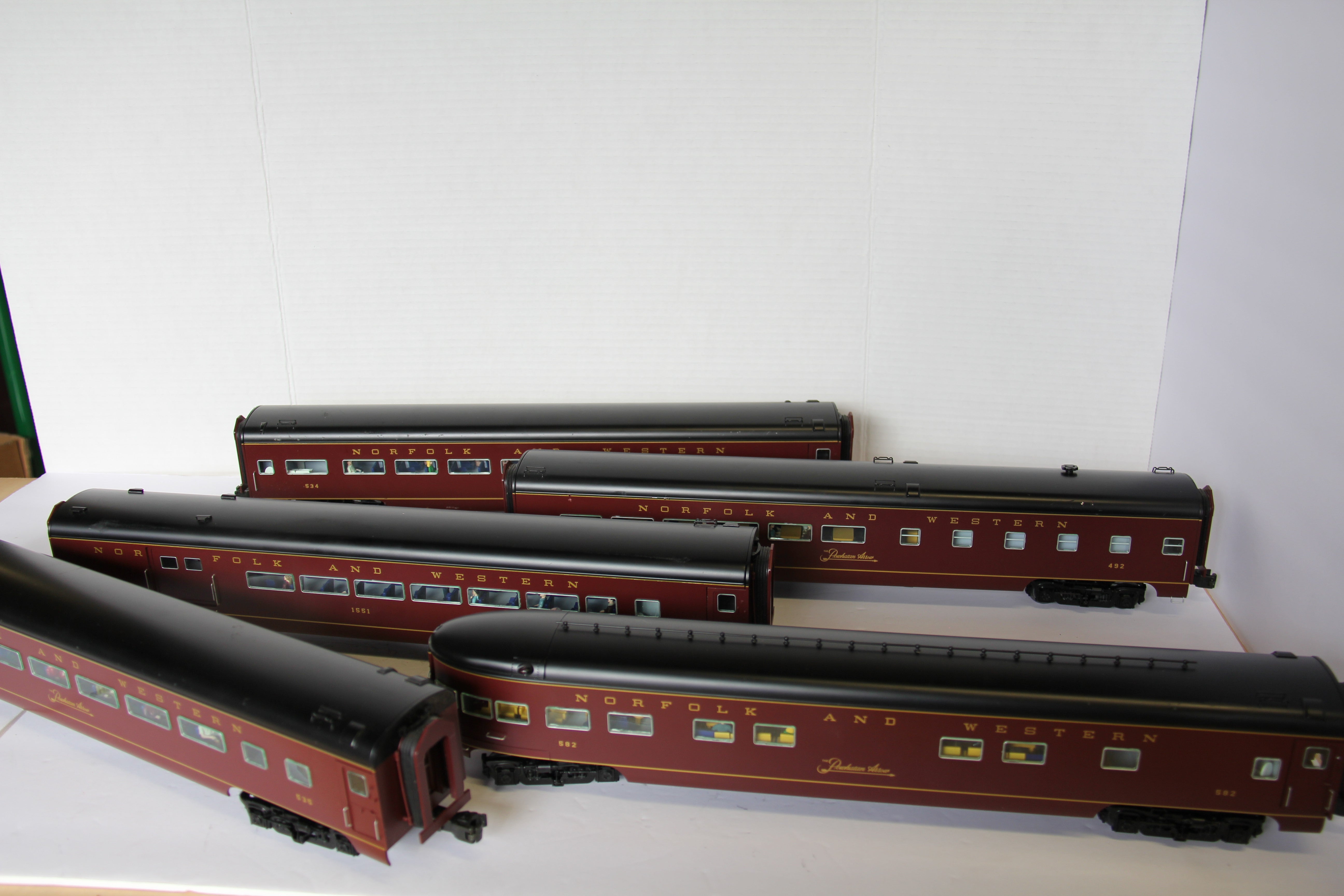Lionel Norfolk & Western Powhatan Arrow Passenger 5 Set-Second hand-M6117