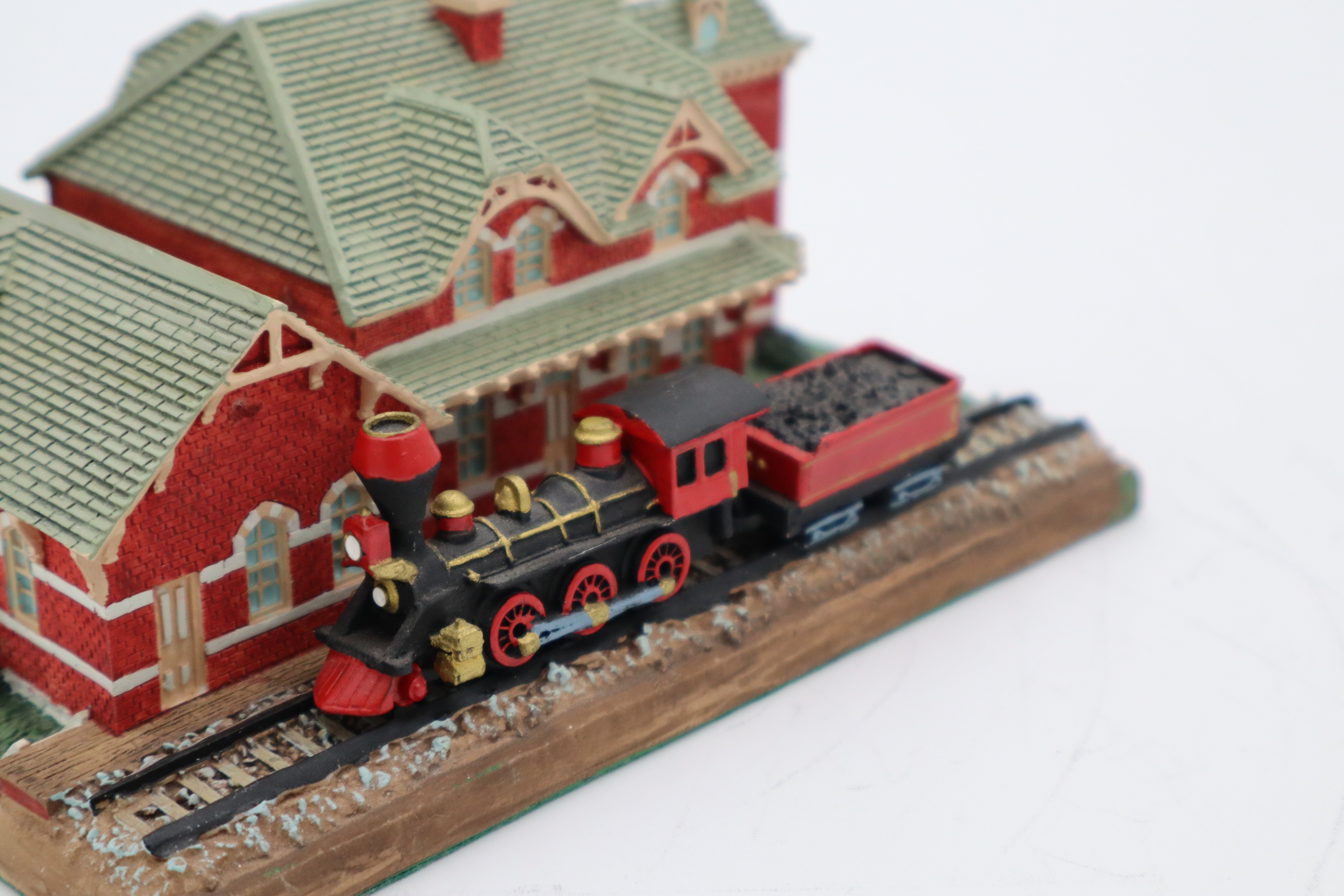 1993 Danbury Mint "Point of Rocks Maryland Railroad Station "-Second hand-M8386