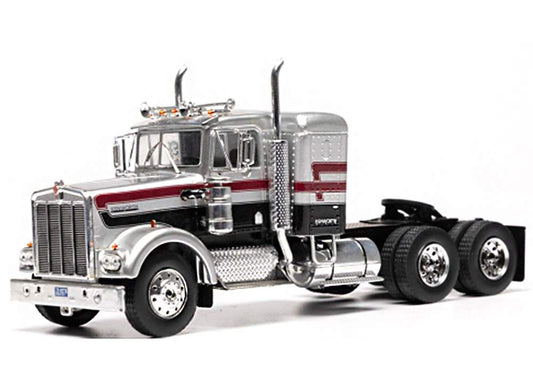 IXO Models - 1976 Kenworth W925 Tractor (Silver/Red/Black) - 1/43 Scale