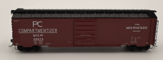 Kadee HO 6418 - 50' PS-1 Box Car "Milwaukee" #39075