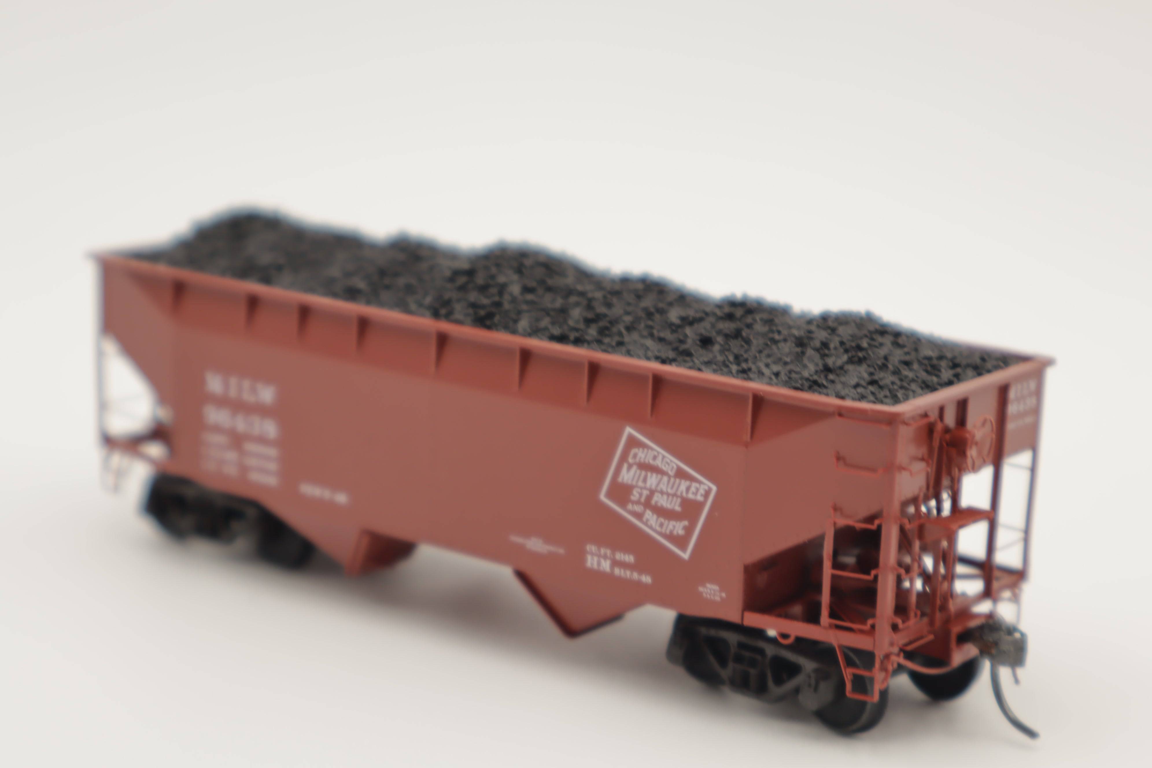 Kadee HO 7527 - 50 Ton 2-Bay Open Hopper "Chicago, Milwaukee, St. Paul, & Pacific" #96438 (AAR Standard)